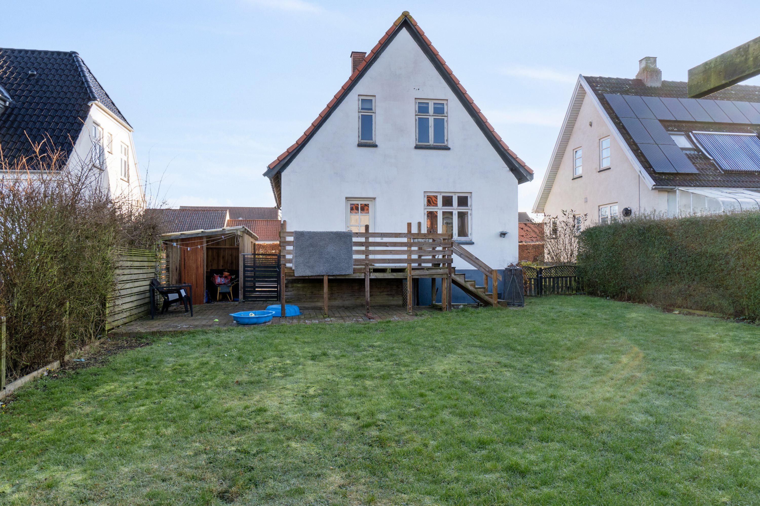 Fremhævet set fra haven billede i fuldskærmstilstand. Billede af Kastanievej 11, 4200 Slagelse