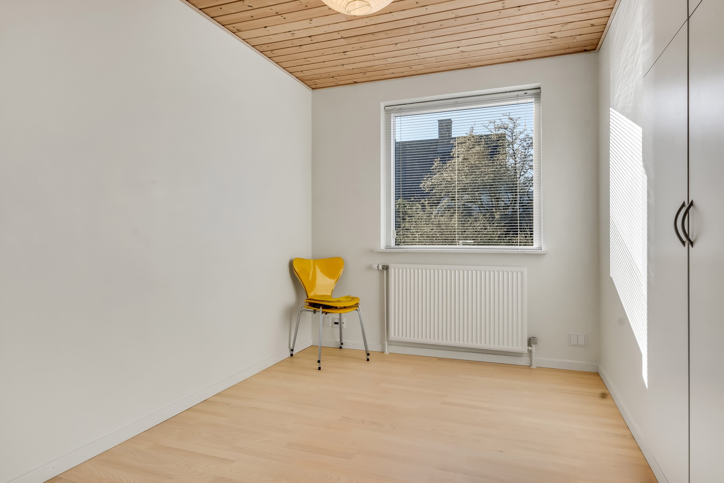 Fremhævet værelse billede i fuldskærmstilstand. Billede af Lundgaardsparken 74, 7600 Struer