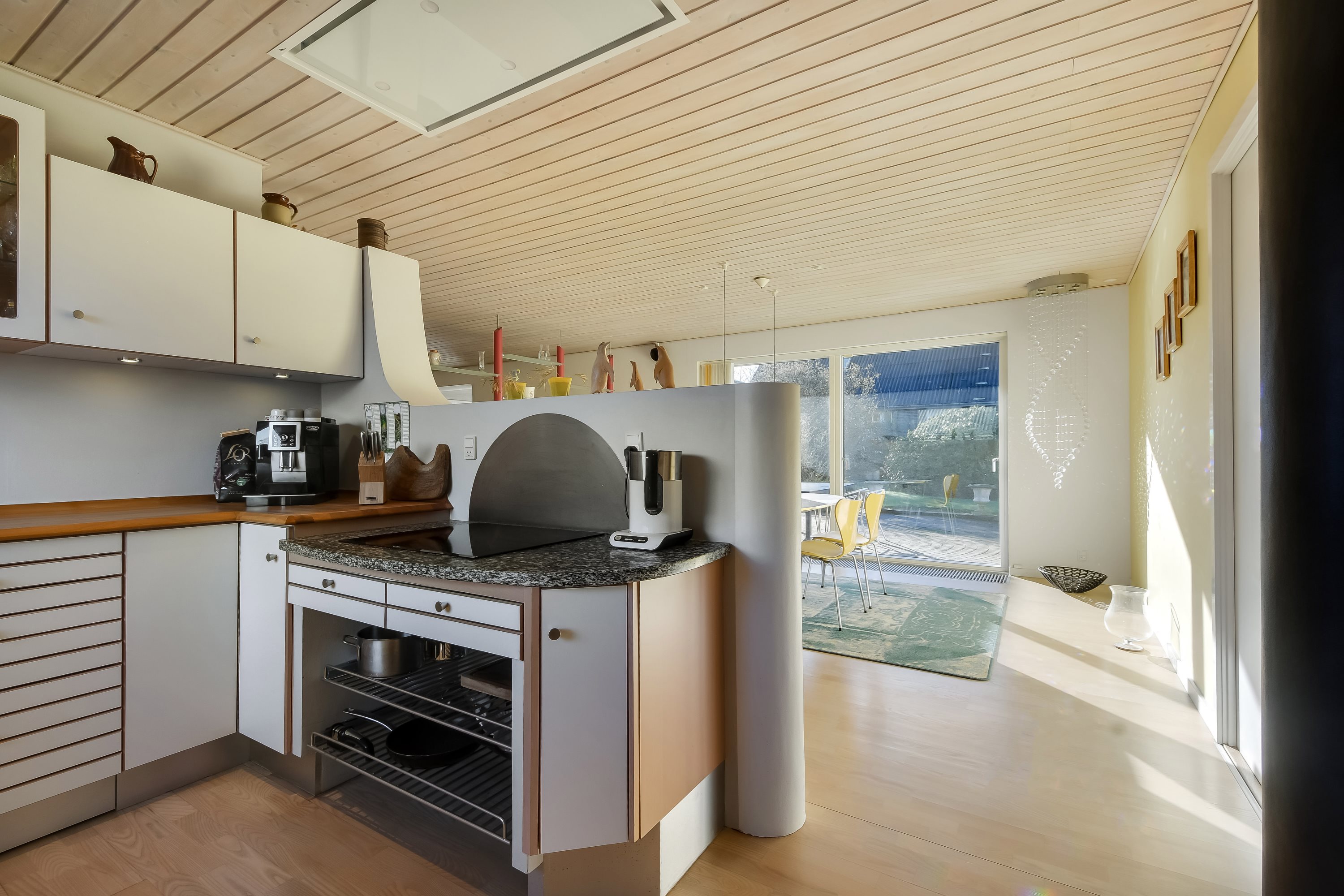 Fremhævet køkken billede i fuldskærmstilstand. Billede af Lundgaardsparken 74, 7600 Struer