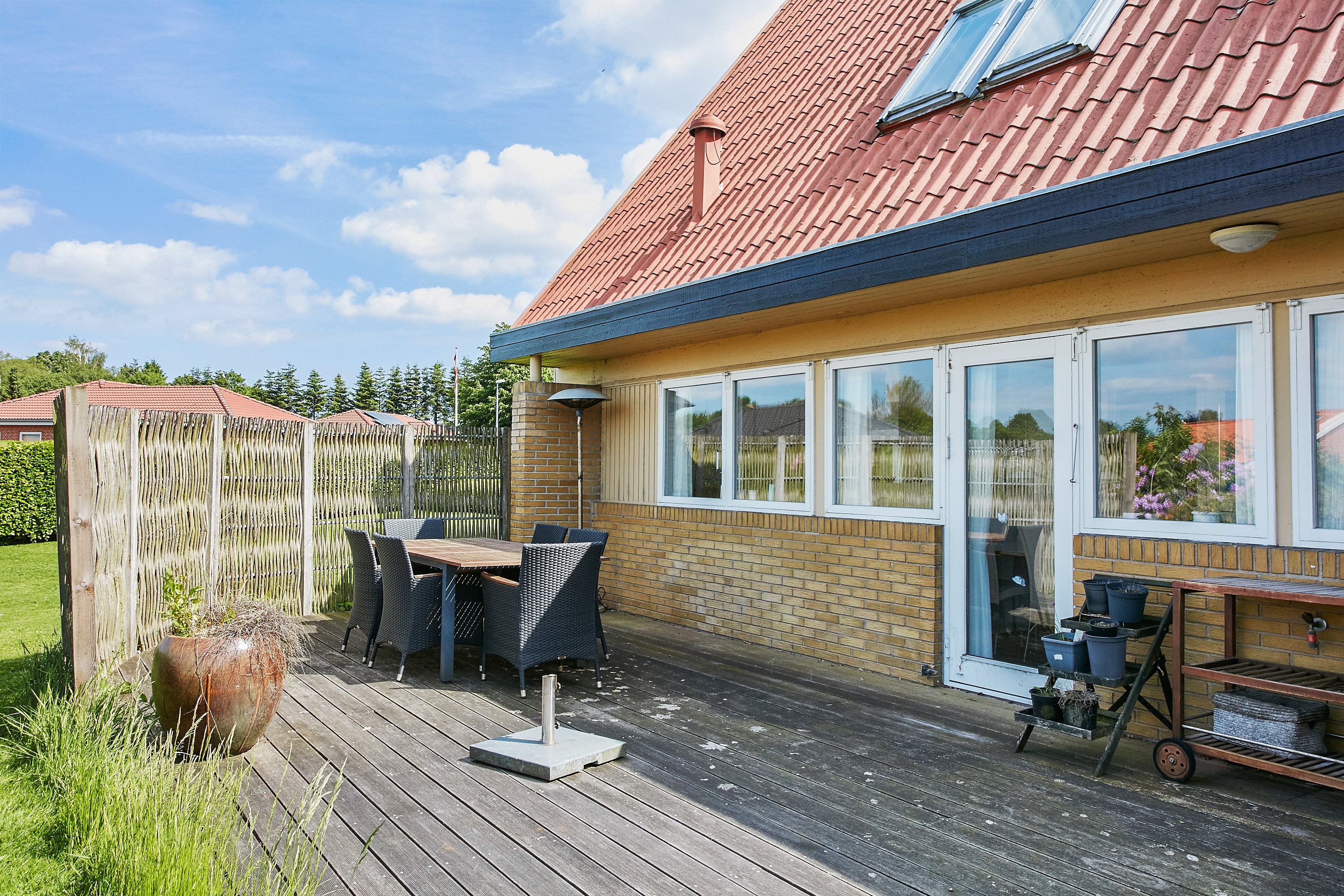 Fremhævet terrasse billede i fuldskærmstilstand. Billede af Søndergade 11, 8783 Hornsyld