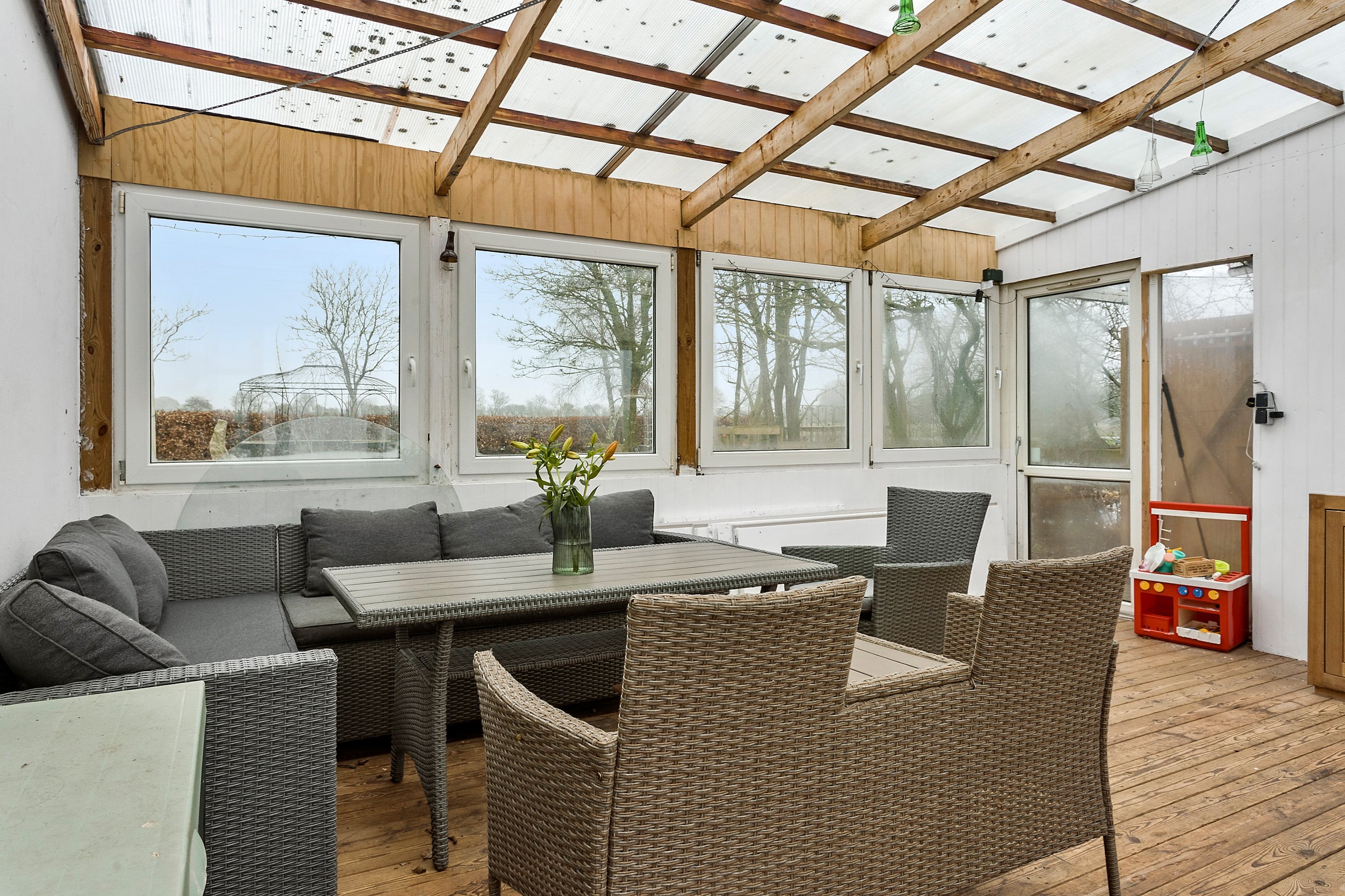 Fremhævet stue billede i fuldskærmstilstand. Billede af Skrave Kirkevej 1, Langetved, 6630 Rødding