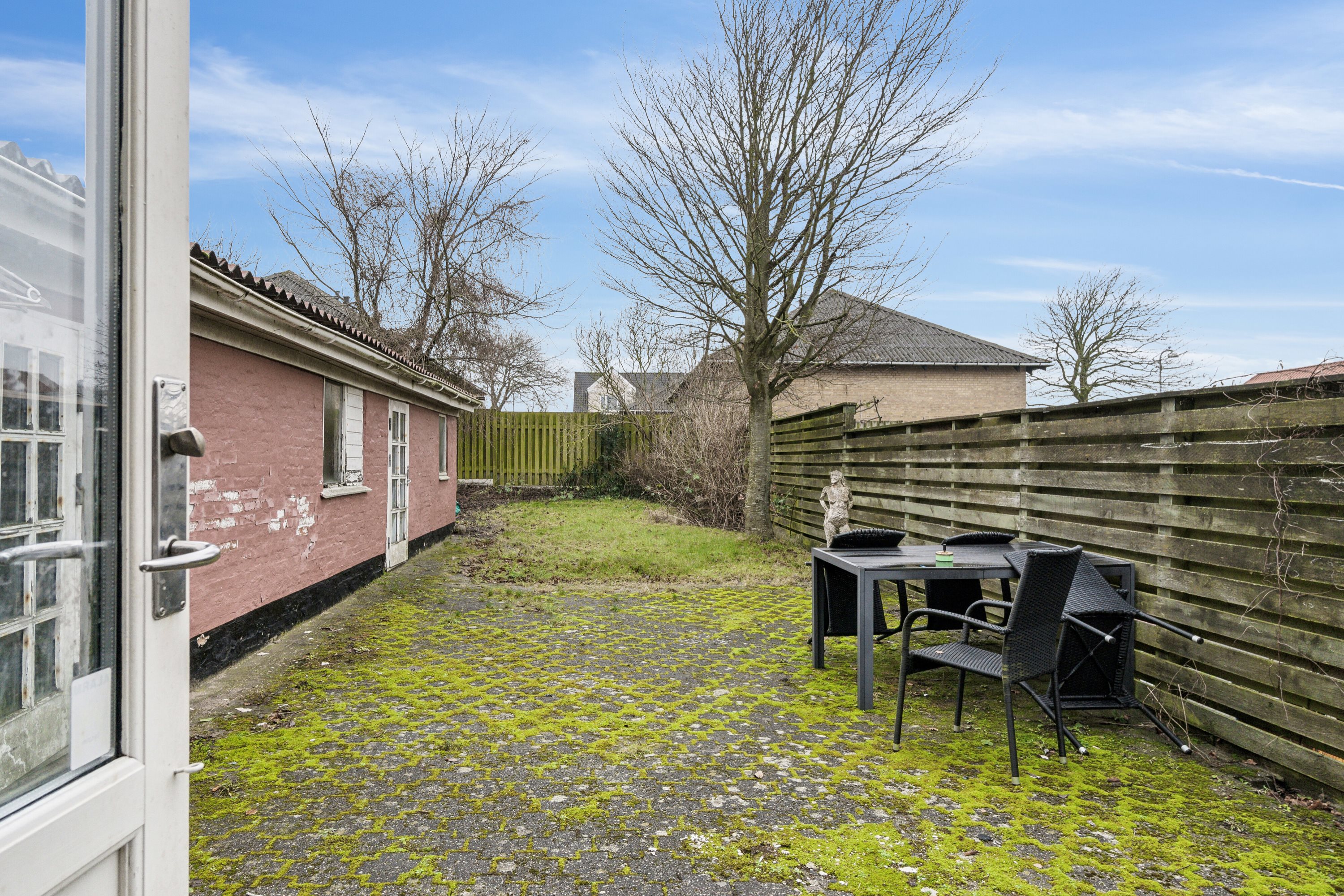 Fremhævet udendørs billede i fuldskærmstilstand. Billede af Møllevej 19, 9800 Hjørring