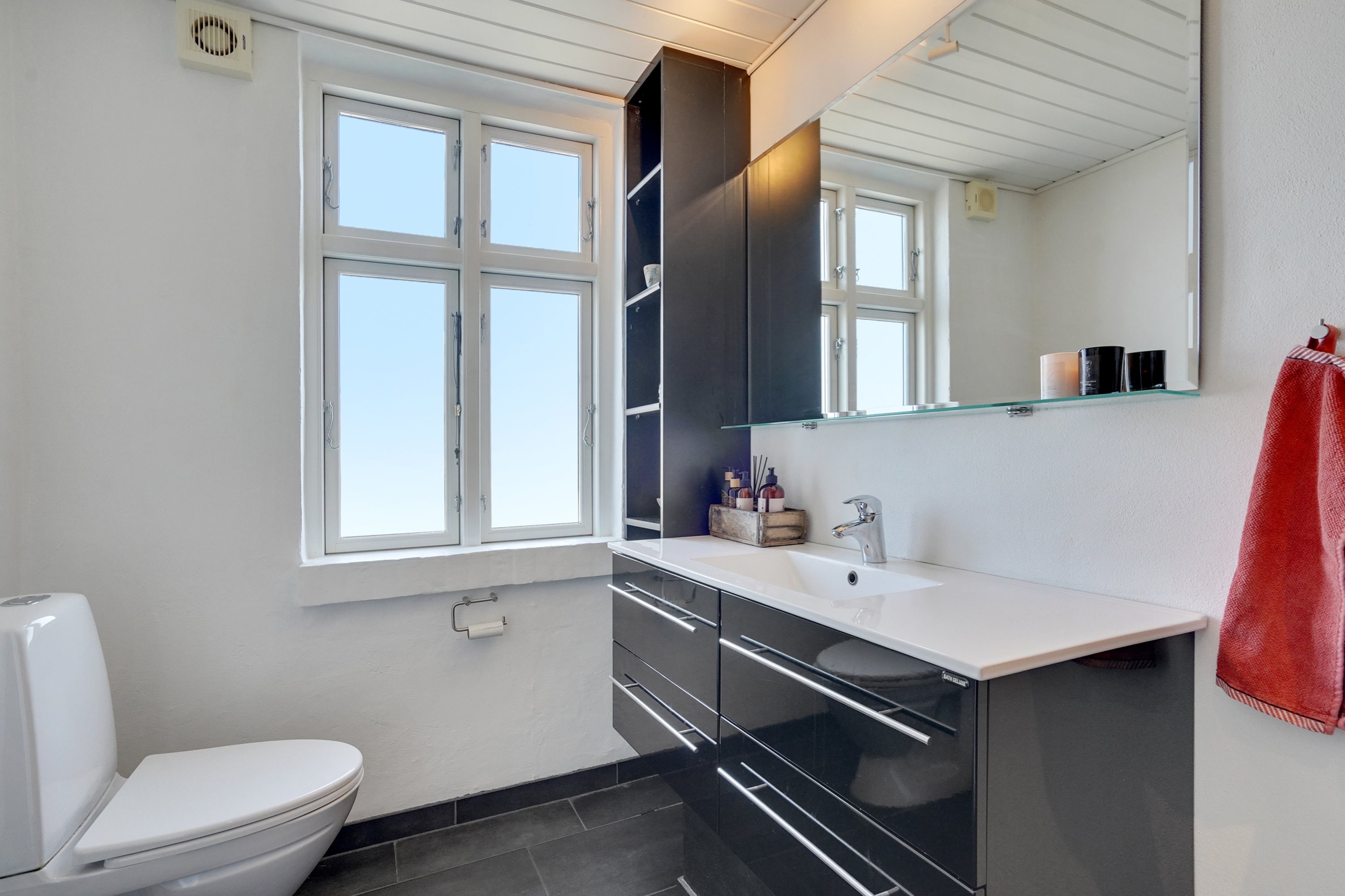 Fremhævet  billede i fuldskærmstilstand. Billede af Odelsgade 16, 7130 Juelsminde