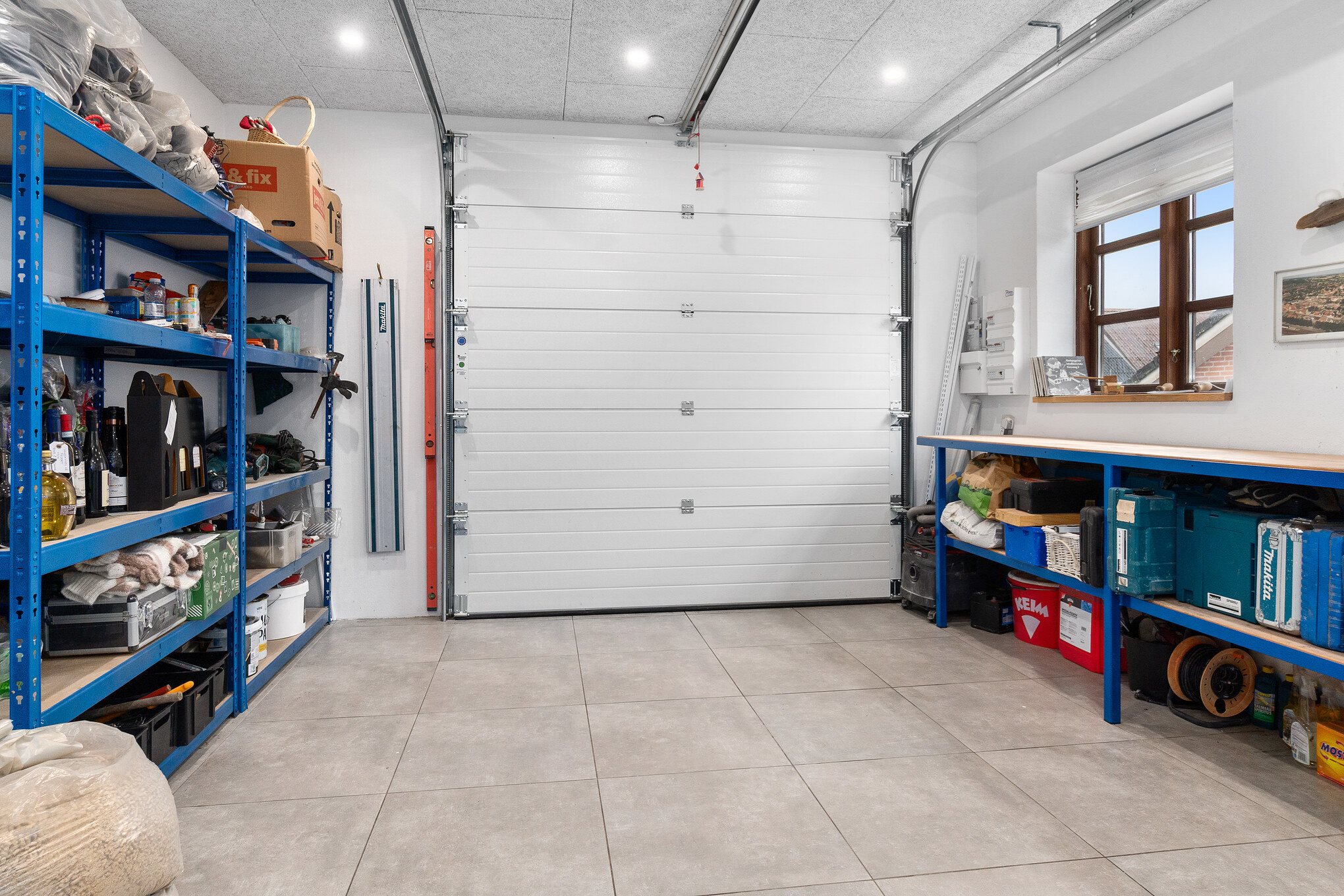 Fremhævet garage billede i fuldskærmstilstand. Billede af Møllebakken 11A, 9870 Sindal