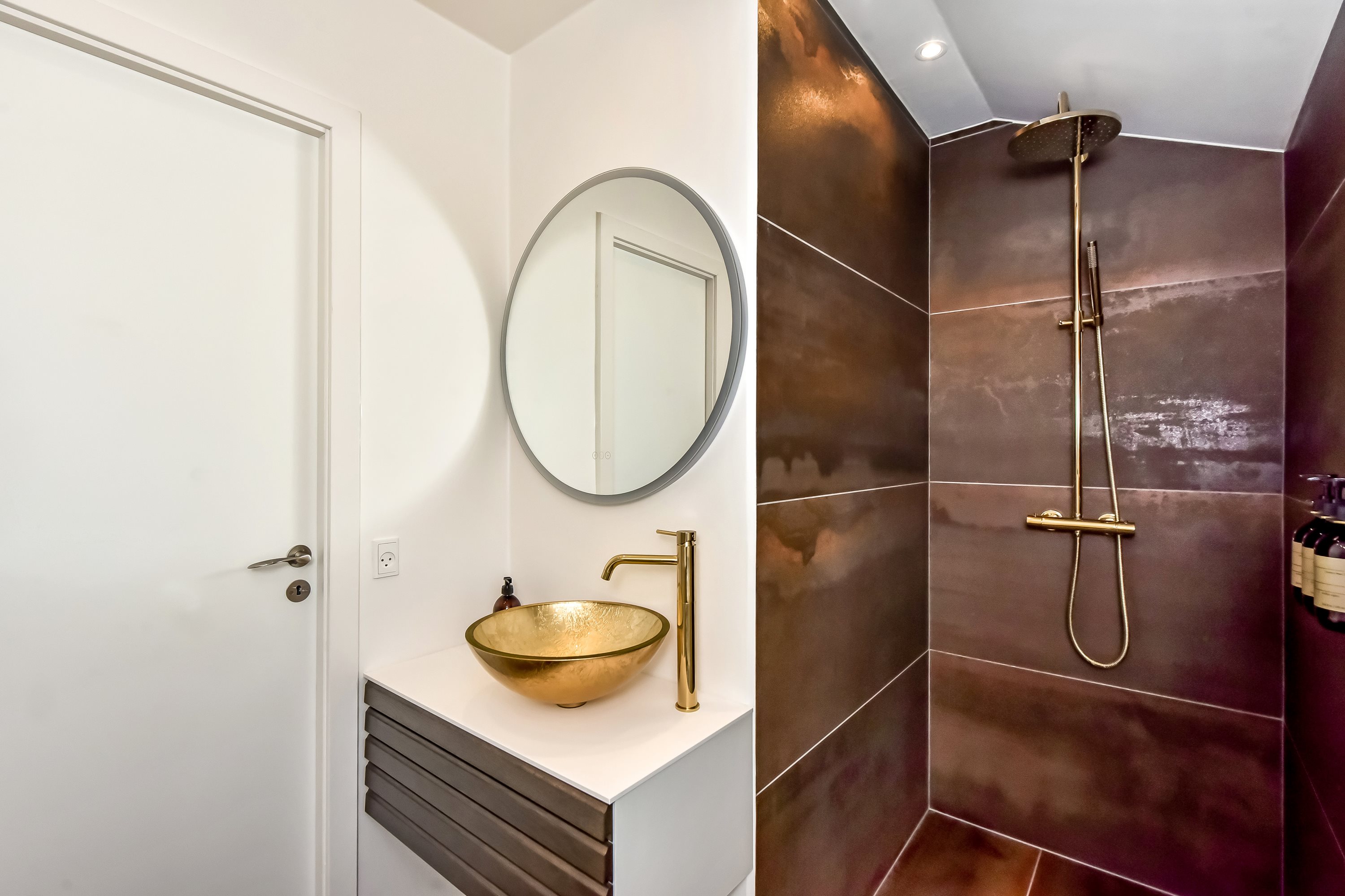 Fremhævet badeværelse billede i fuldskærmstilstand. Billede af Farvergårdvej 7, 7400 Herning