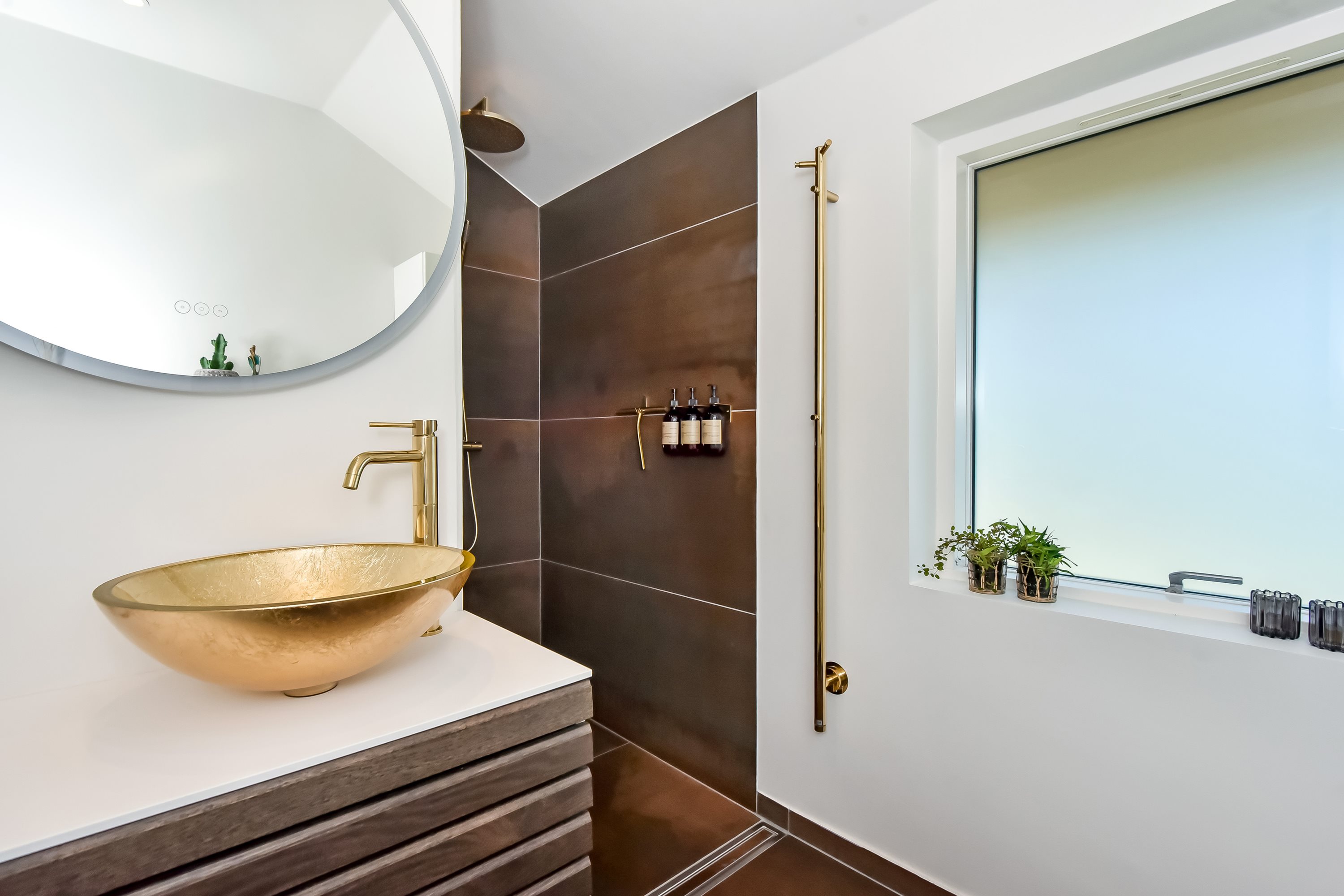 Fremhævet badeværelse billede i fuldskærmstilstand. Billede af Farvergårdvej 7, 7400 Herning