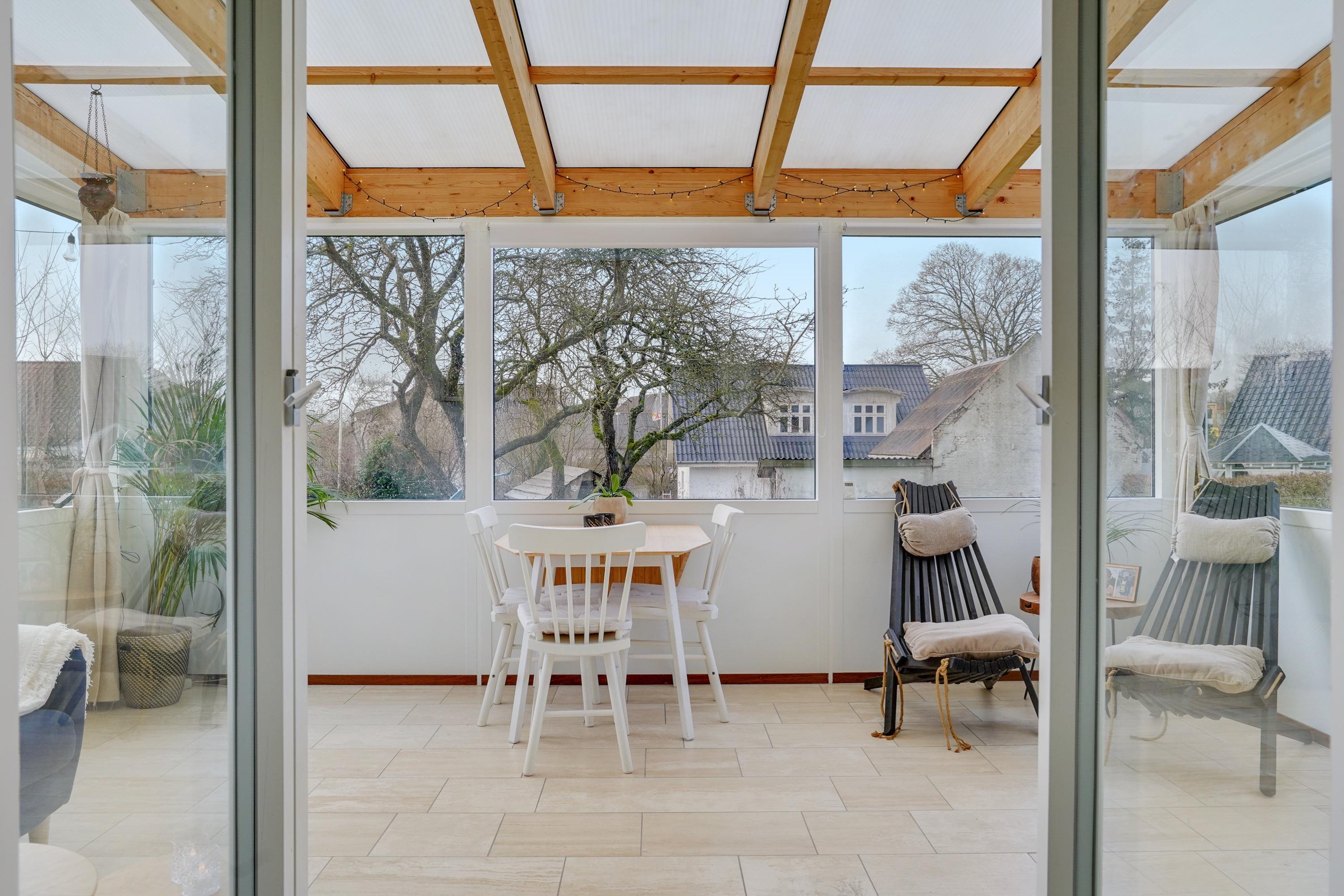 Fremhævet udestue billede i fuldskærmstilstand. Billede af Spøttrupvej 6, 8930 Randers NØ