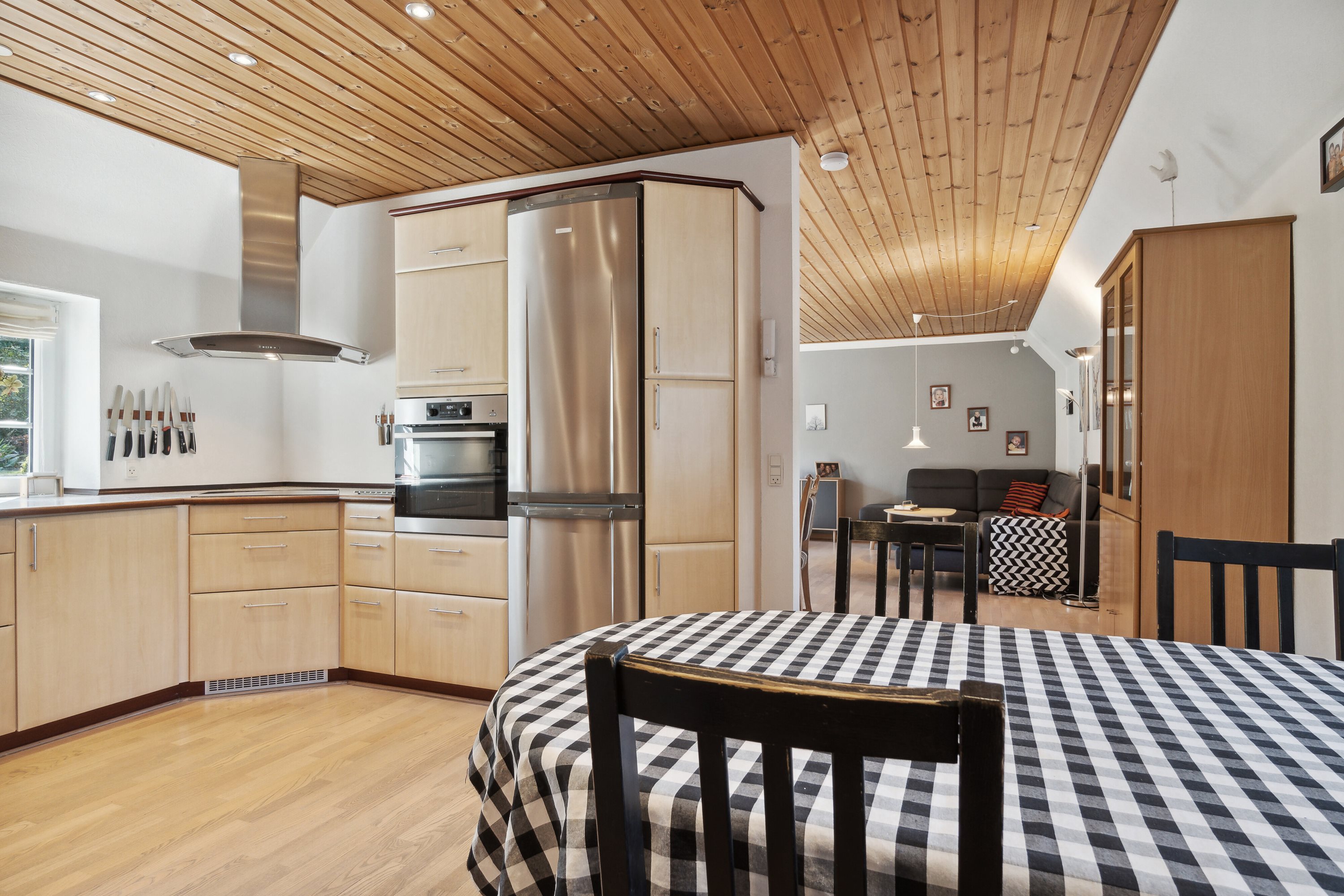 Fremhævet køkken billede i fuldskærmstilstand. Billede af Hald Møllevej 42, Stouby, 8983 Gjerlev J