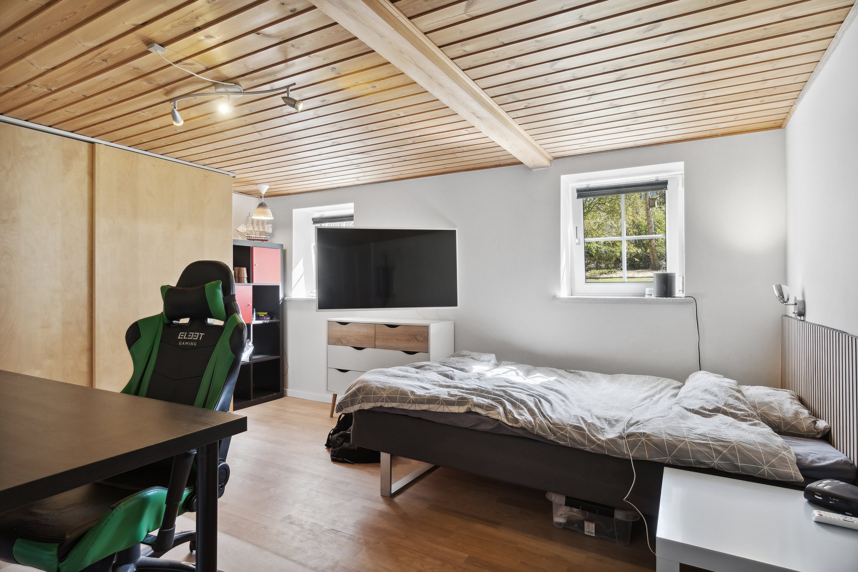 Fremhævet soveværelse billede i fuldskærmstilstand. Billede af Hald Møllevej 42, Stouby, 8983 Gjerlev J