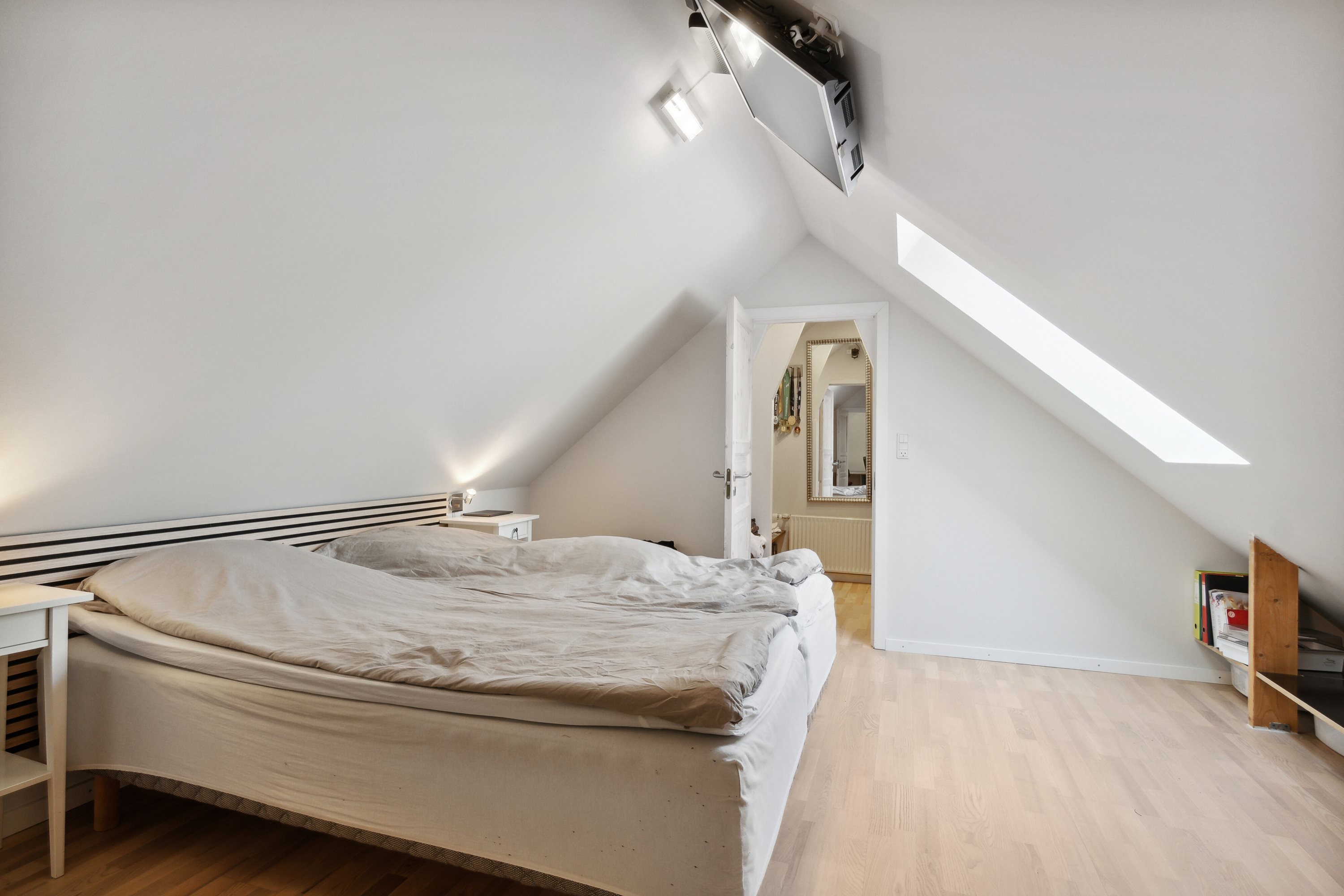 Fremhævet soveværelse billede i fuldskærmstilstand. Billede af Hald Møllevej 42, Stouby, 8983 Gjerlev J