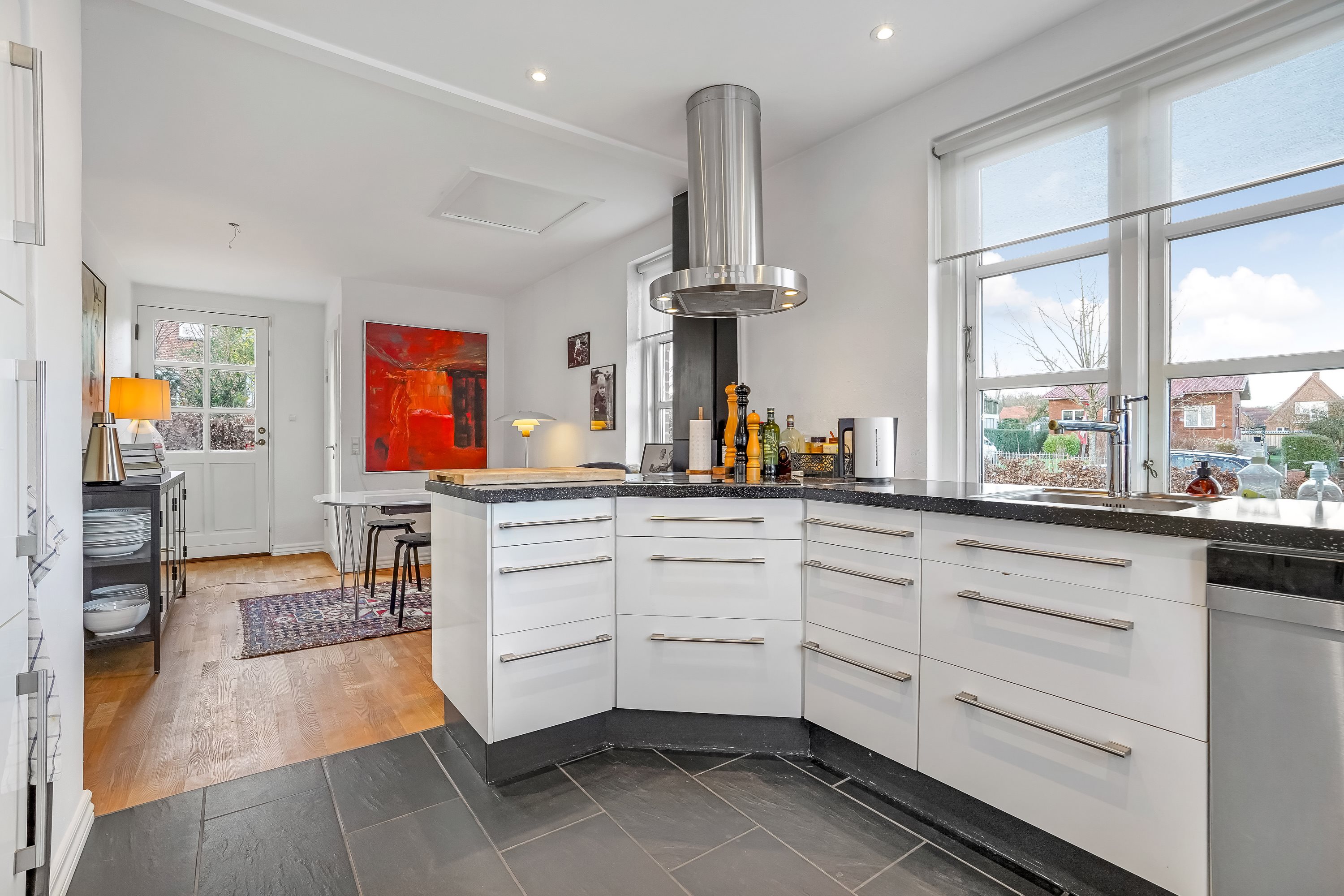 Fremhævet køkken billede i fuldskærmstilstand. Billede af Adlerhusvej 24, 5500 Middelfart