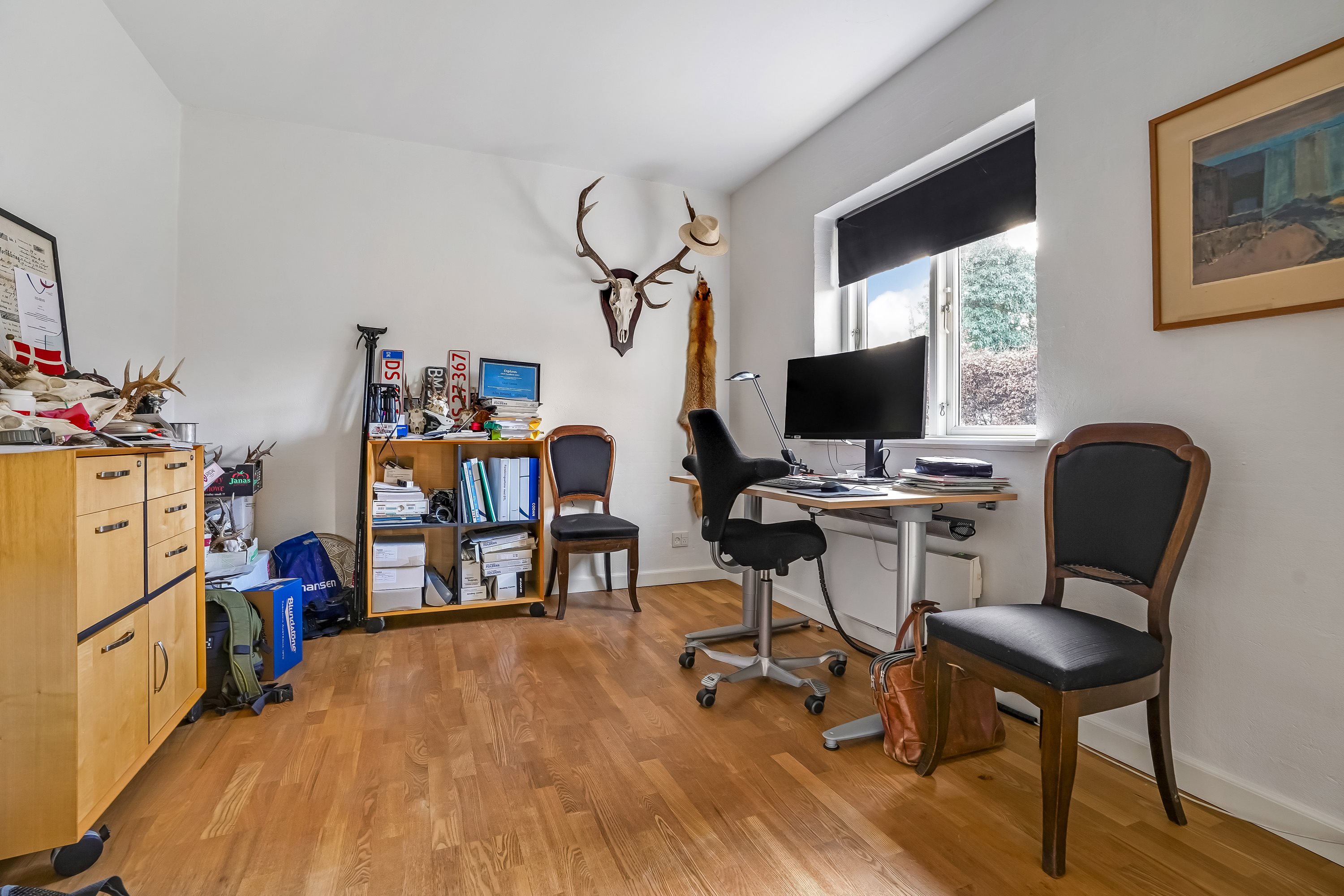 Fremhævet stue billede i fuldskærmstilstand. Billede af Adlerhusvej 24, 5500 Middelfart