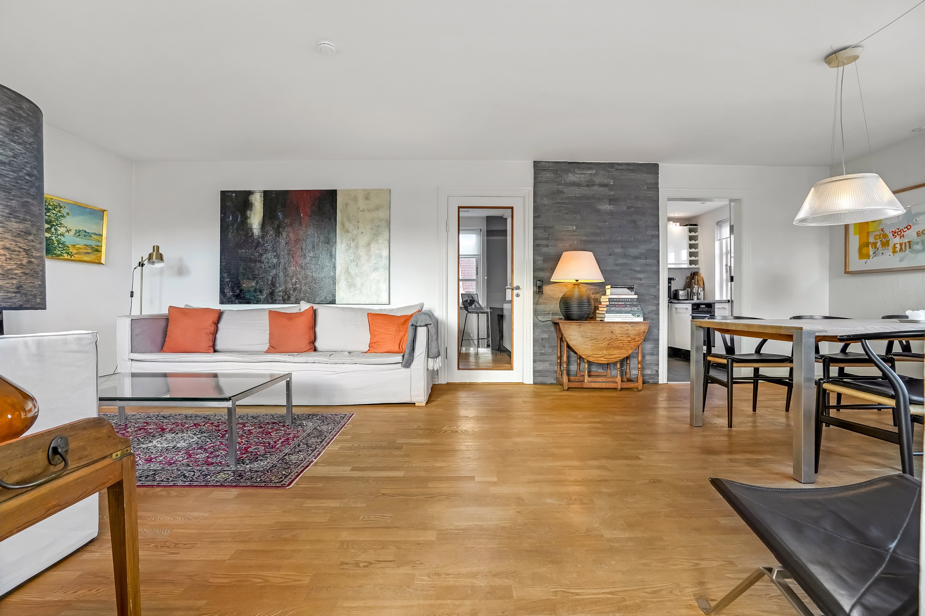 Fremhævet stue billede i fuldskærmstilstand. Billede af Adlerhusvej 24, 5500 Middelfart