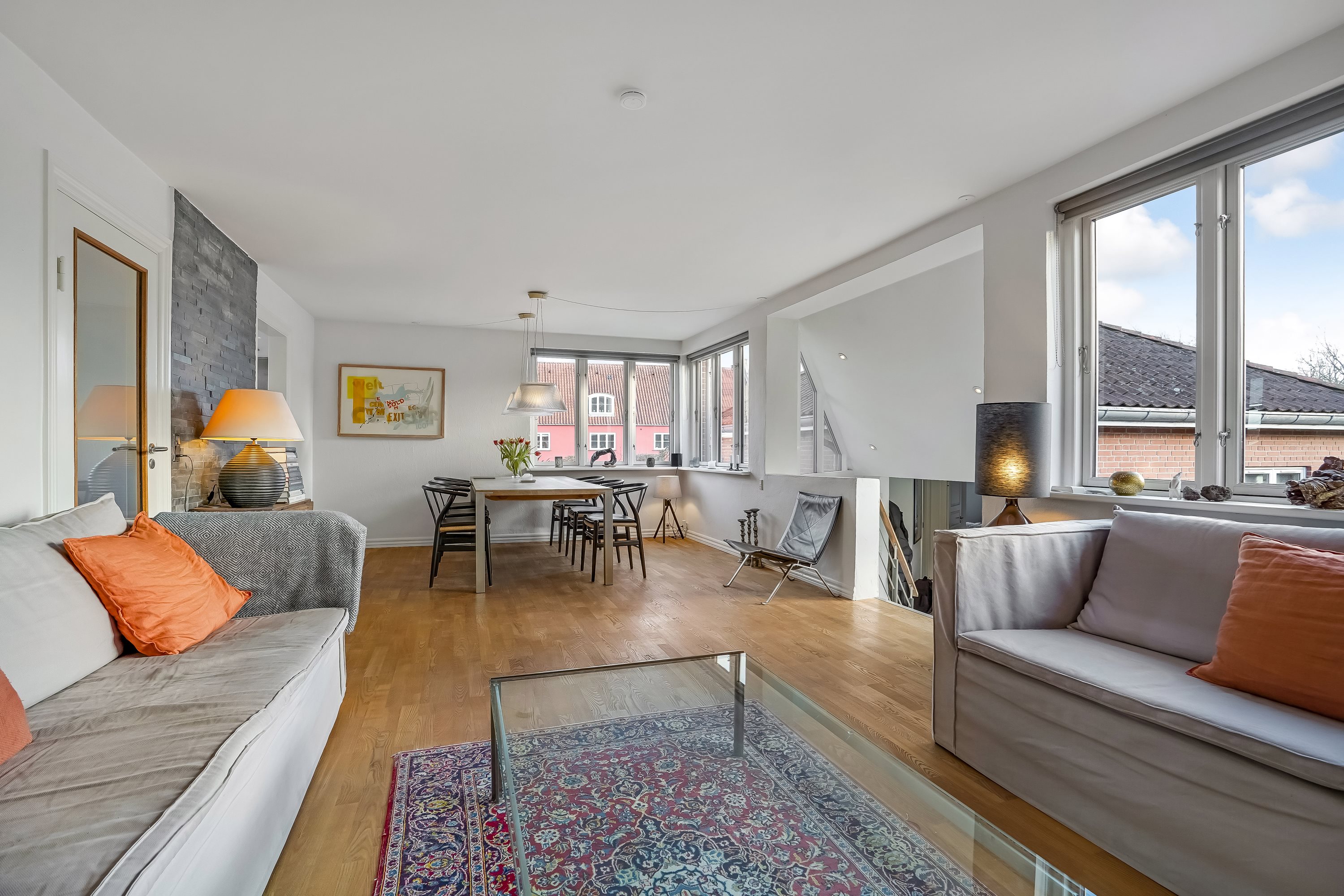 Miniaturebillede 2: stue. Billede af Adlerhusvej 24, 5500 Middelfart