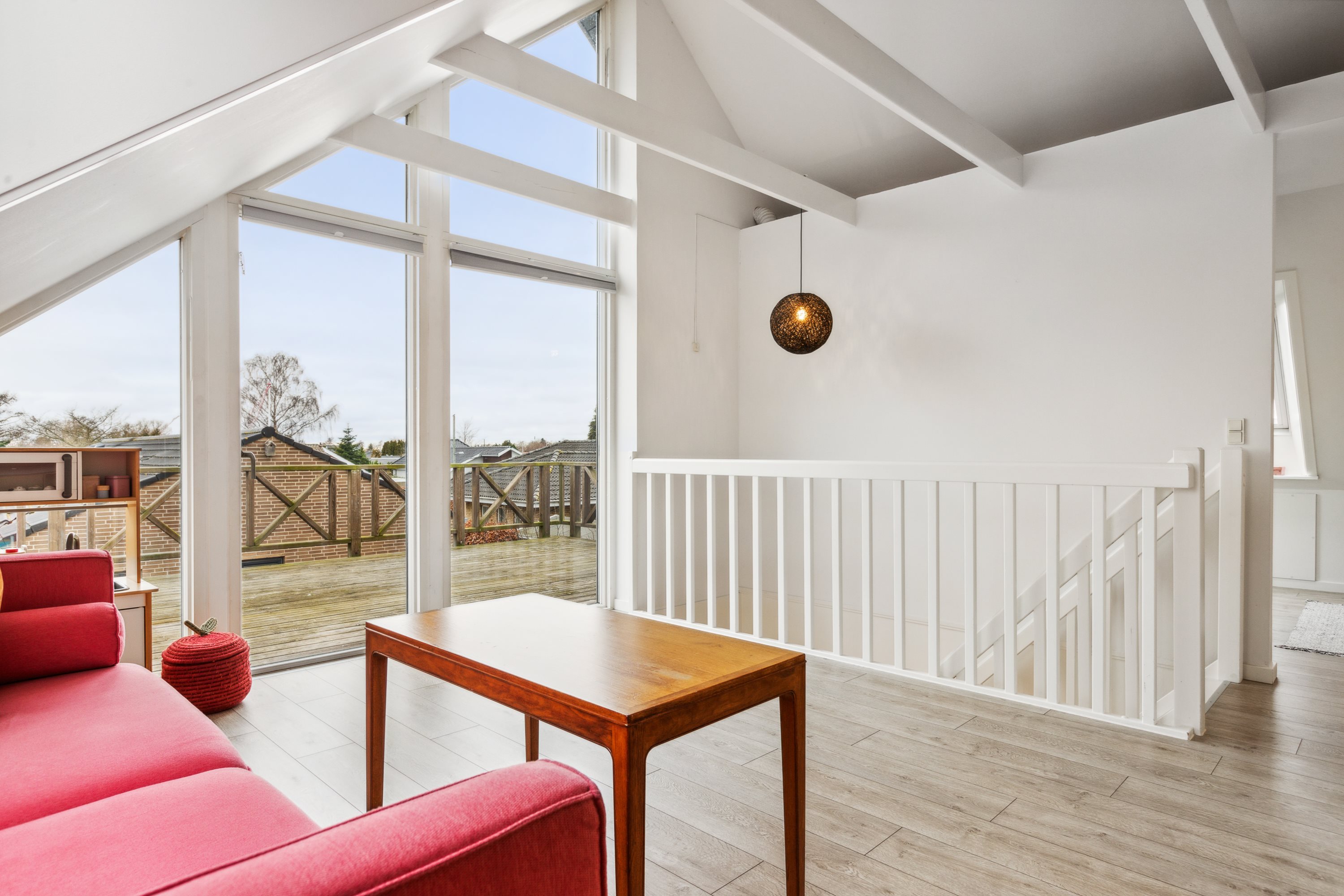 Fremhævet stue billede i fuldskærmstilstand. Billede af Solvænget 31, 2791 Dragør