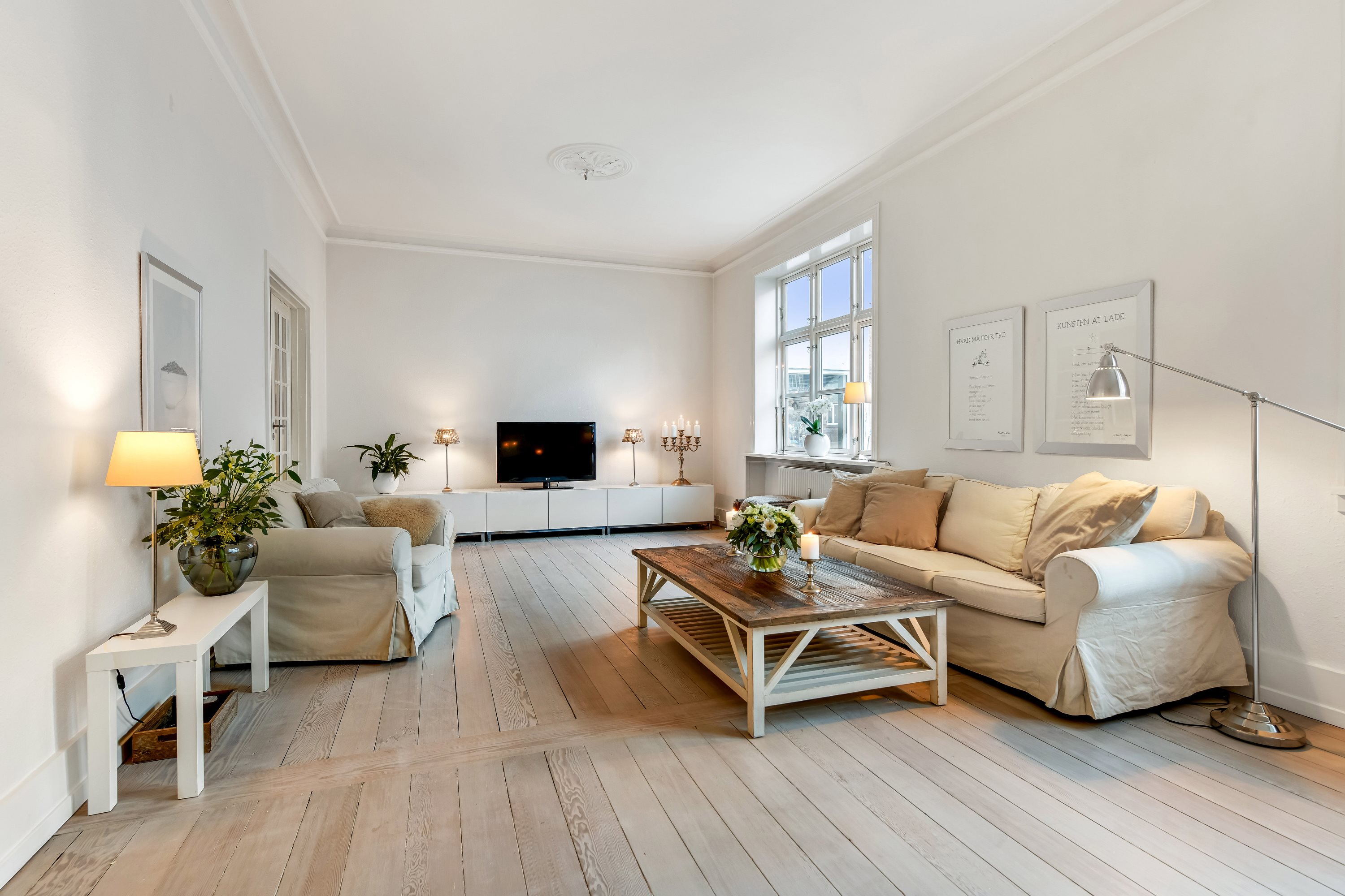 Fremhævet stue billede i fuldskærmstilstand. Billede af Strandbygade 27, 6700 Esbjerg