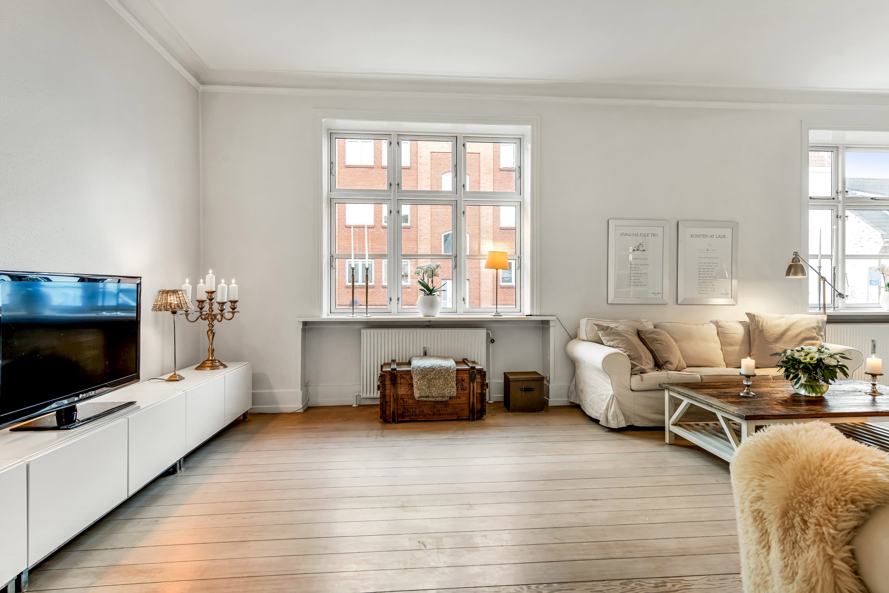 Fremhævet stue billede i fuldskærmstilstand. Billede af Strandbygade 27, 6700 Esbjerg