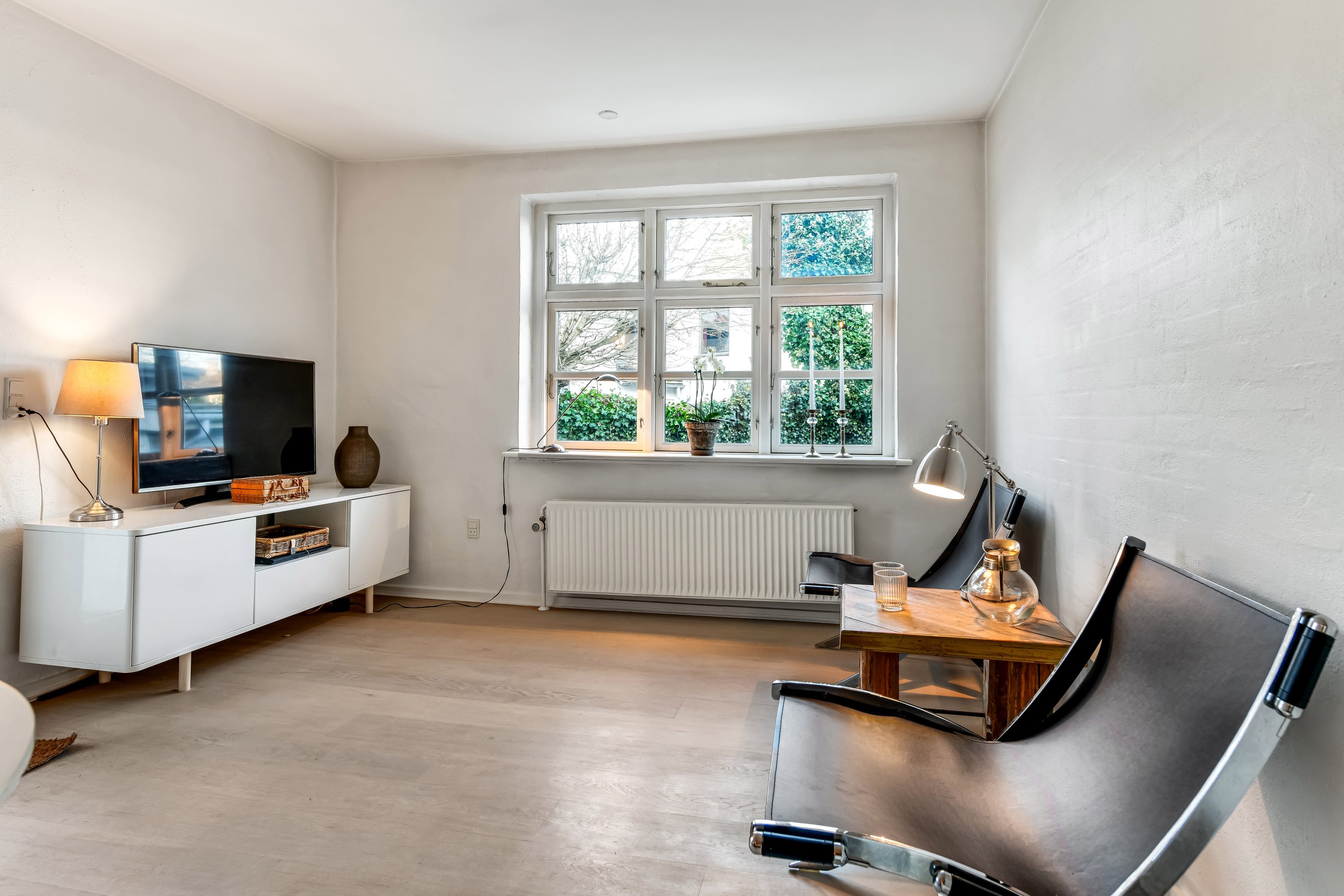 Fremhævet stue billede i fuldskærmstilstand. Billede af Strandbygade 27, 6700 Esbjerg