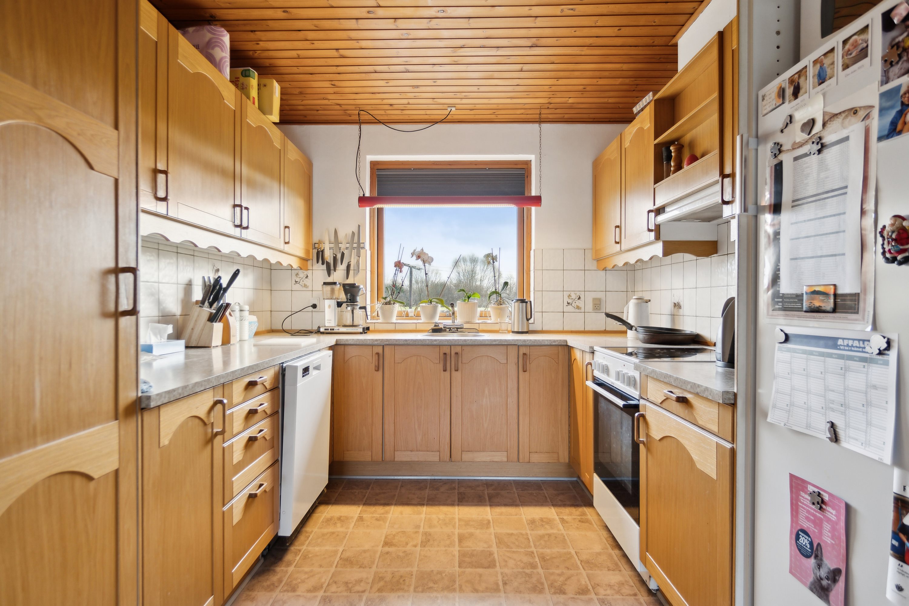 Fremhævet køkken billede i fuldskærmstilstand. Billede af Nørre Alle 12, 9881 Bindslev