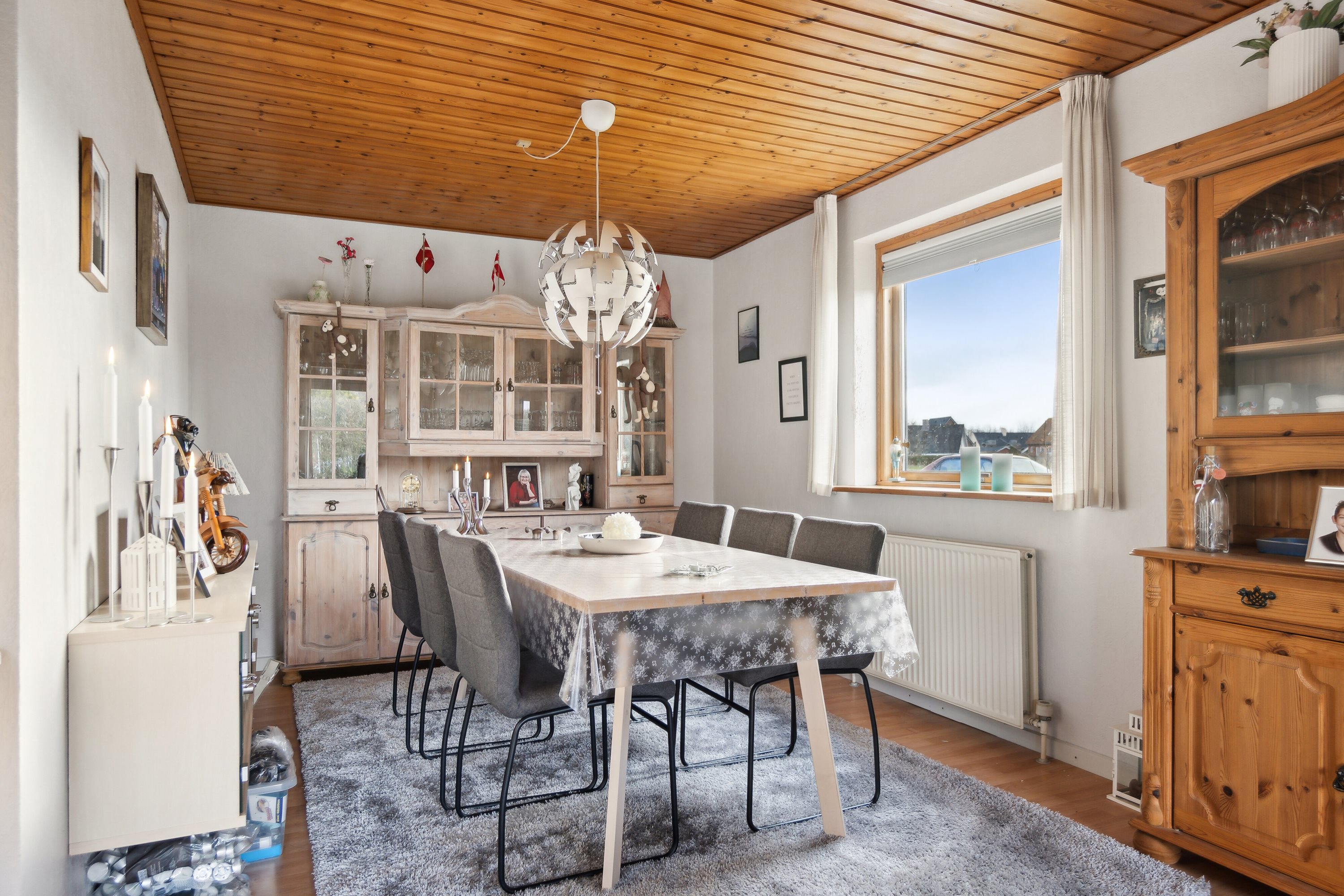 Fremhævet spiseplads billede i fuldskærmstilstand. Billede af Nørre Alle 12, 9881 Bindslev