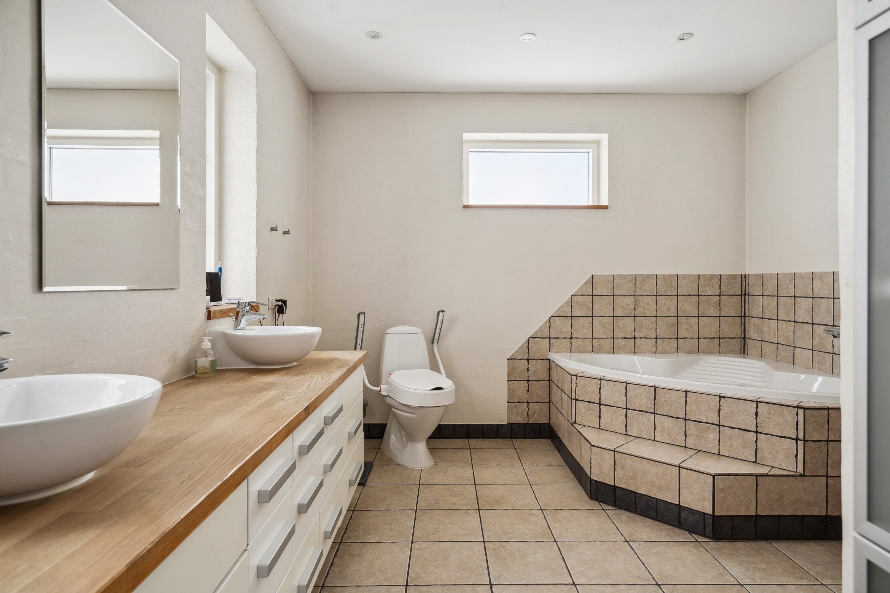 Fremhævet badeværelse billede i fuldskærmstilstand. Billede af Søndergade 14, Skalbjerg, 5492 Vissenbjerg