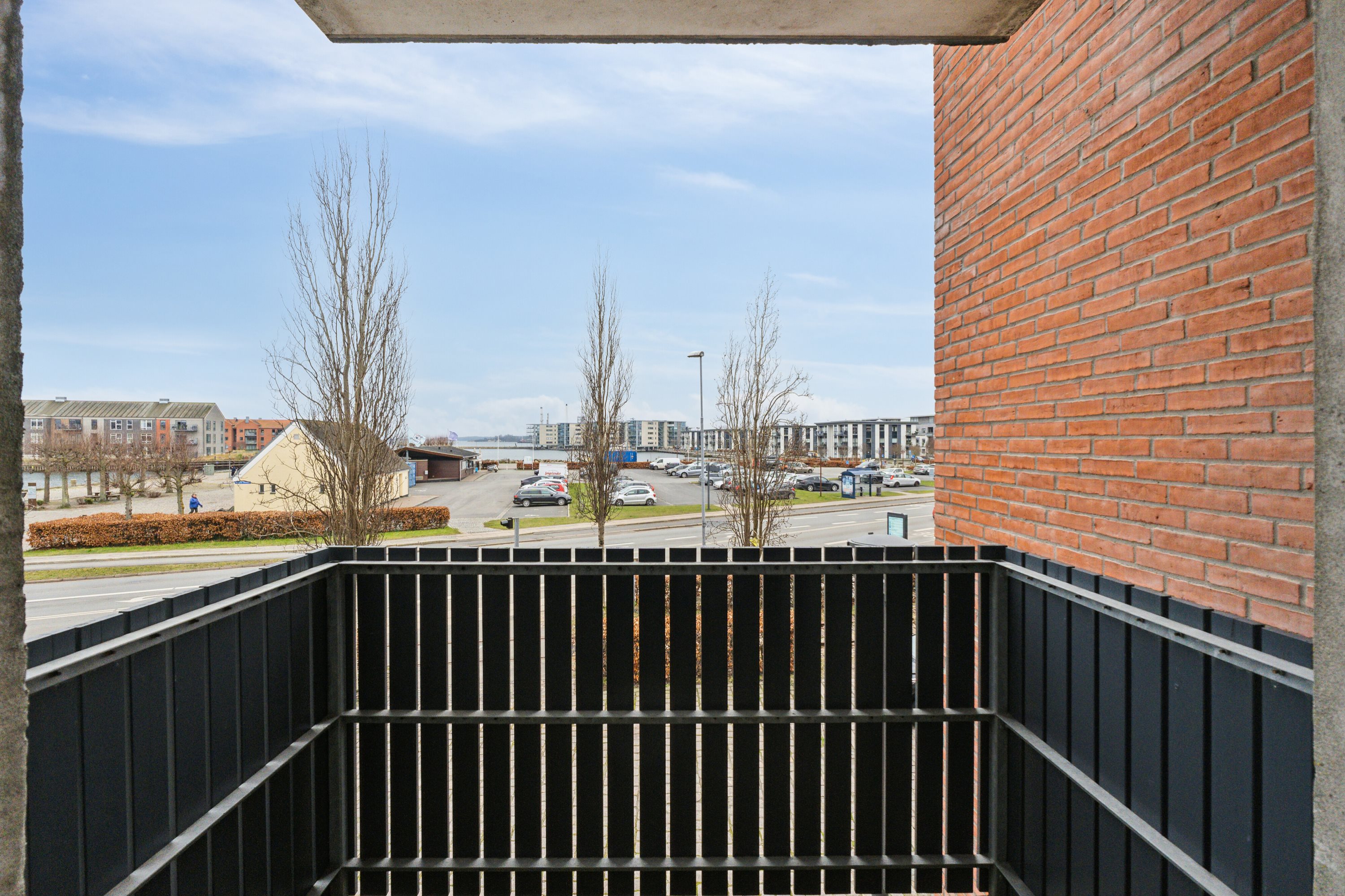 Fremhævet altan billede i fuldskærmstilstand. Billede af Dronningensvej 2, 1. 2., 5800 Nyborg