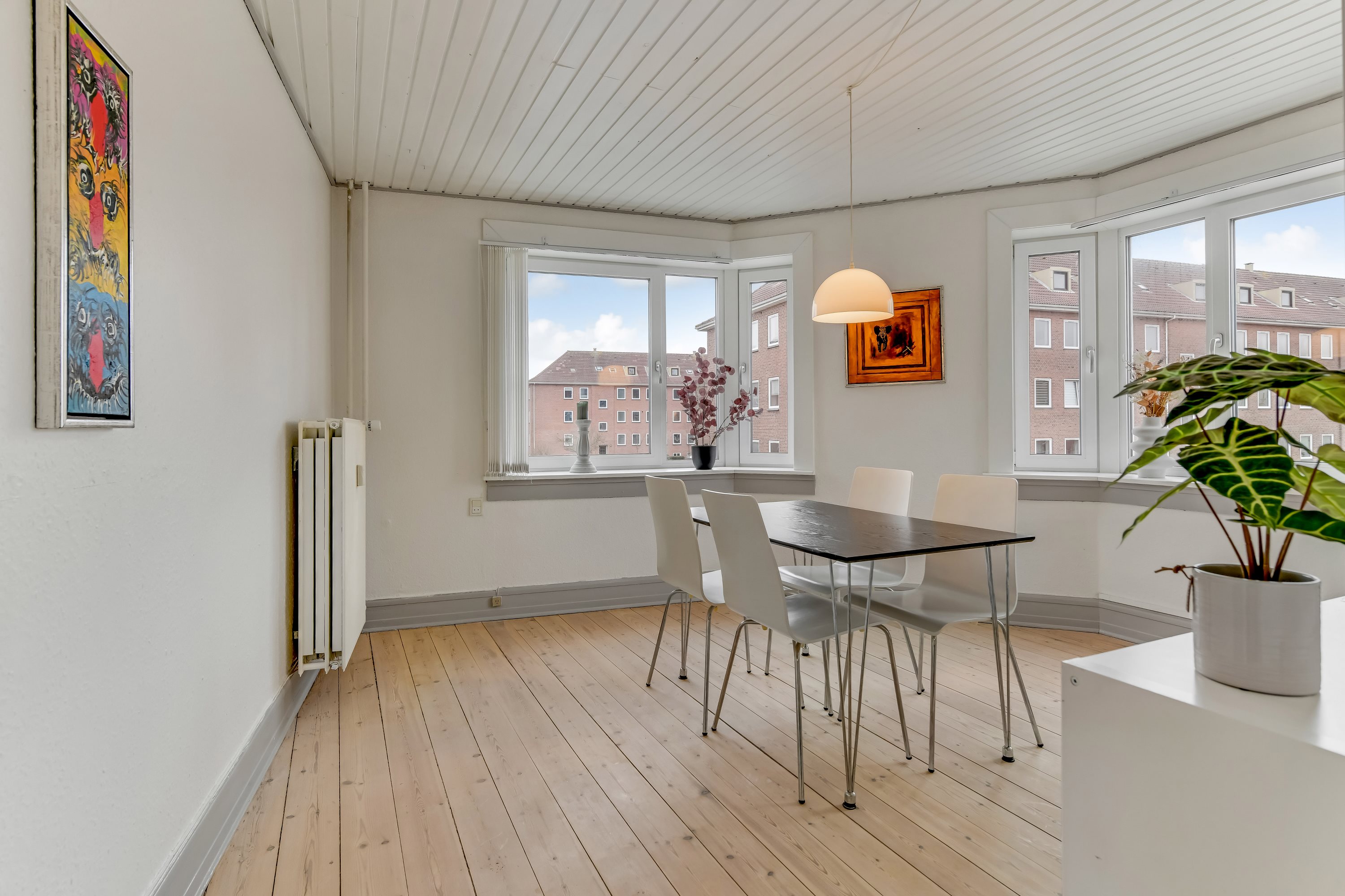 Miniaturebillede 1: stue. Billede af Gl Vardevej 27, 1. tv., 6700 Esbjerg