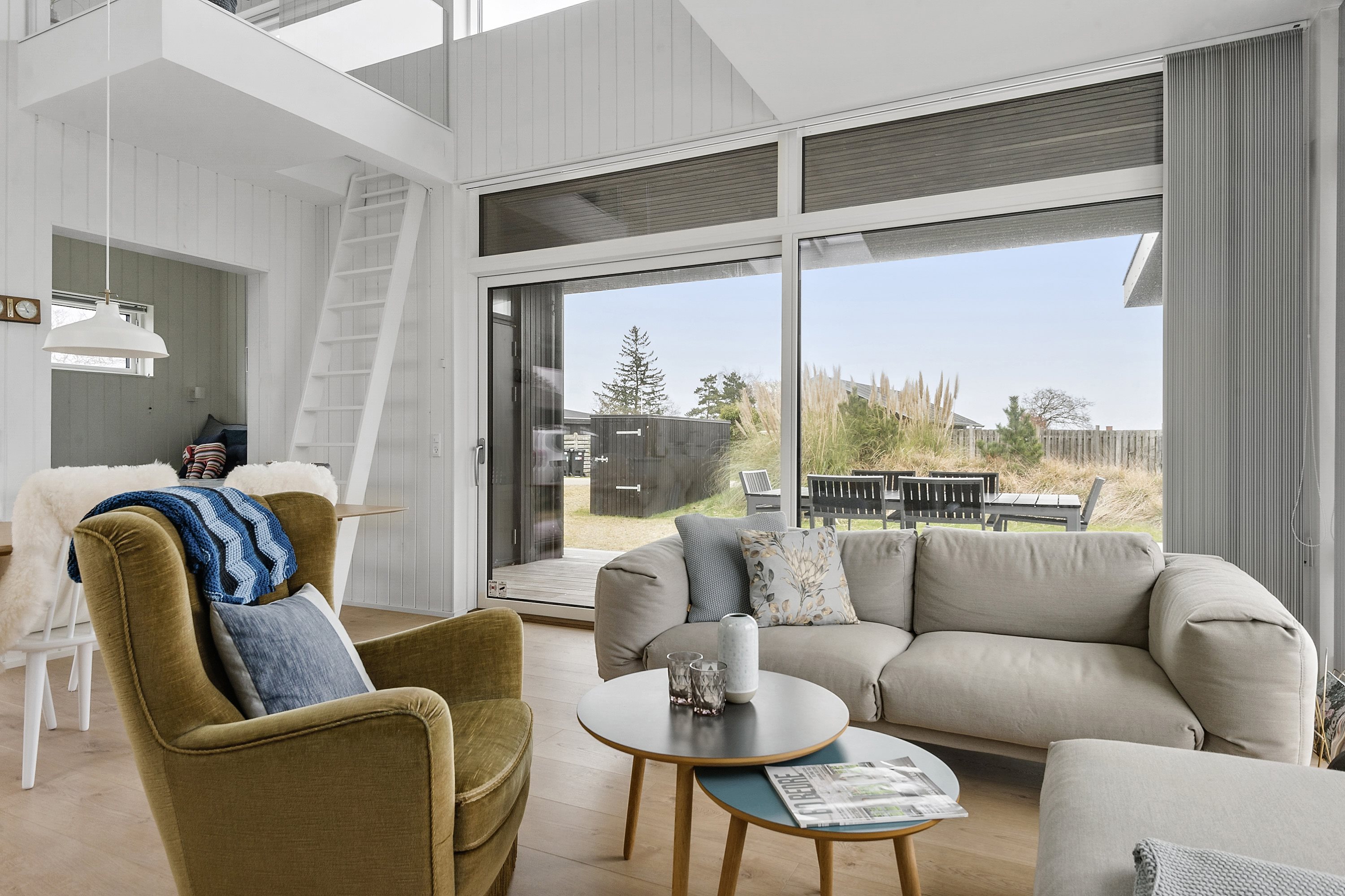 Fremhævet stue billede i fuldskærmstilstand. Billede af Plantagevej 48, Saksild Str, 8300 Odder