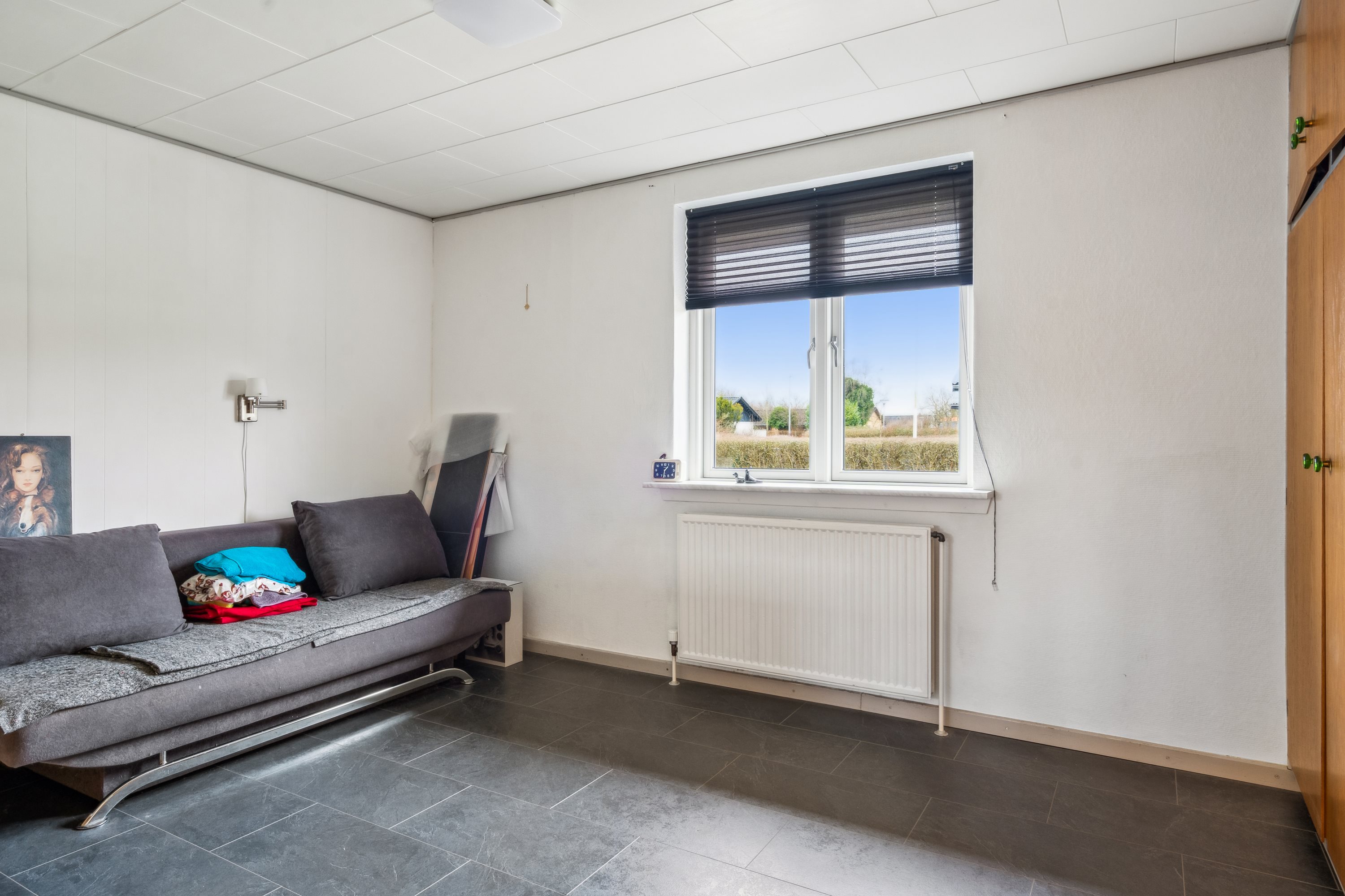 Fremhævet værelse billede i fuldskærmstilstand. Billede af Holbergsvej 5, 9760 Vrå