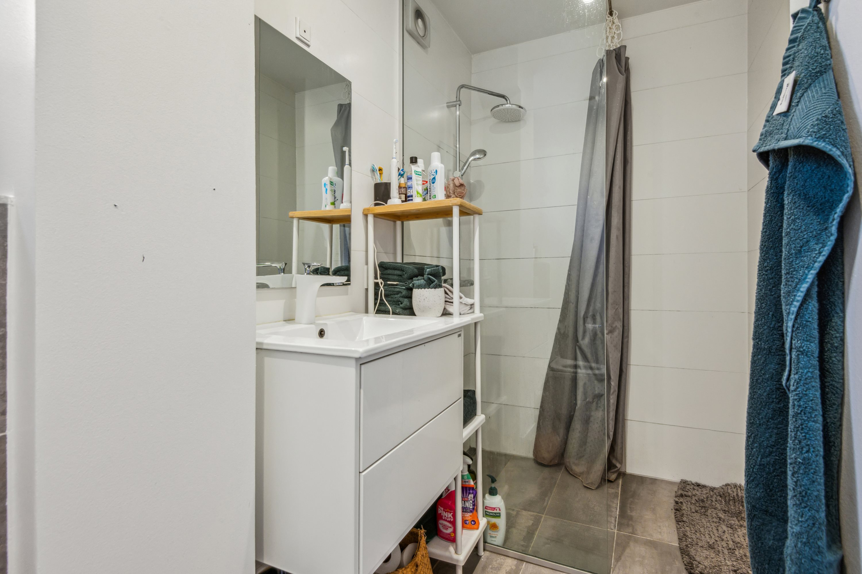 Fremhævet badeværelse billede i fuldskærmstilstand. Billede af Tyge Brahes Vej 48, st.., 9000 Aalborg