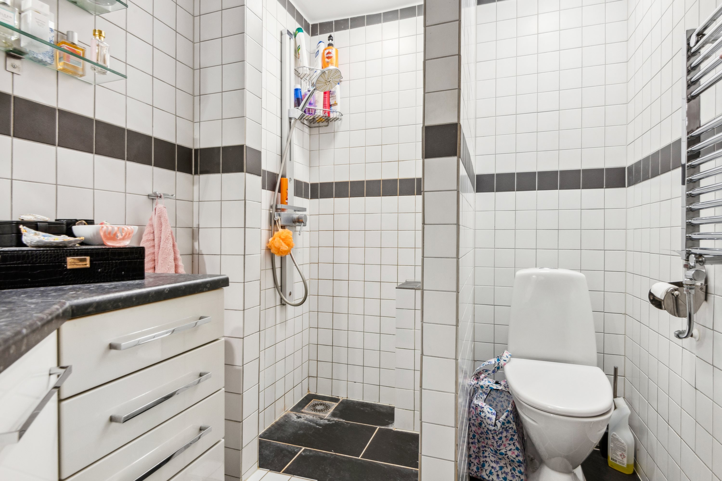 Fremhævet badeværelse billede i fuldskærmstilstand. Billede af Tyge Brahes Vej 48, 2., 9000 Aalborg