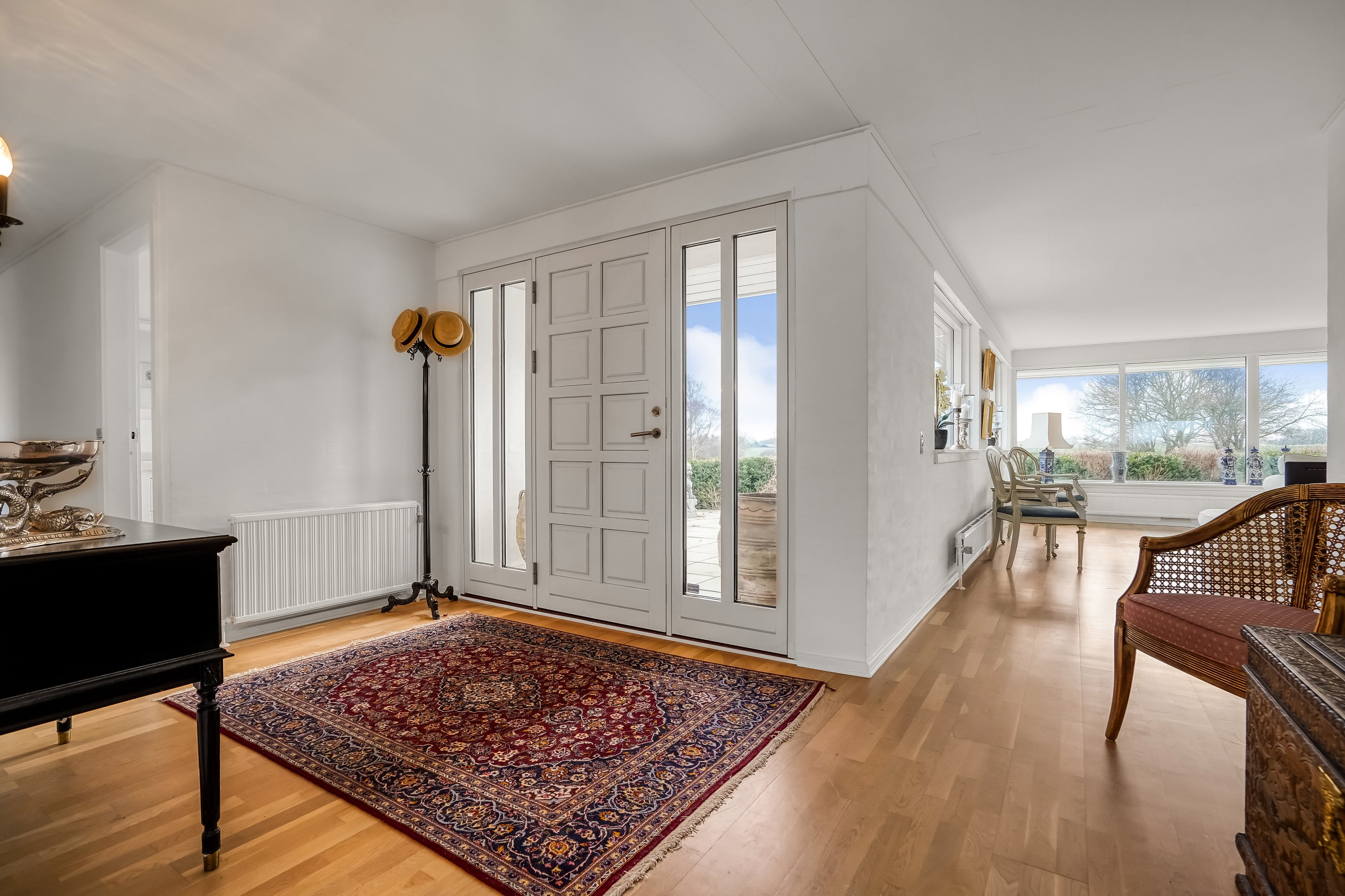 Fremhævet stue billede i fuldskærmstilstand. Billede af Madehøjvej 4, Midskov, 5370 Mesinge