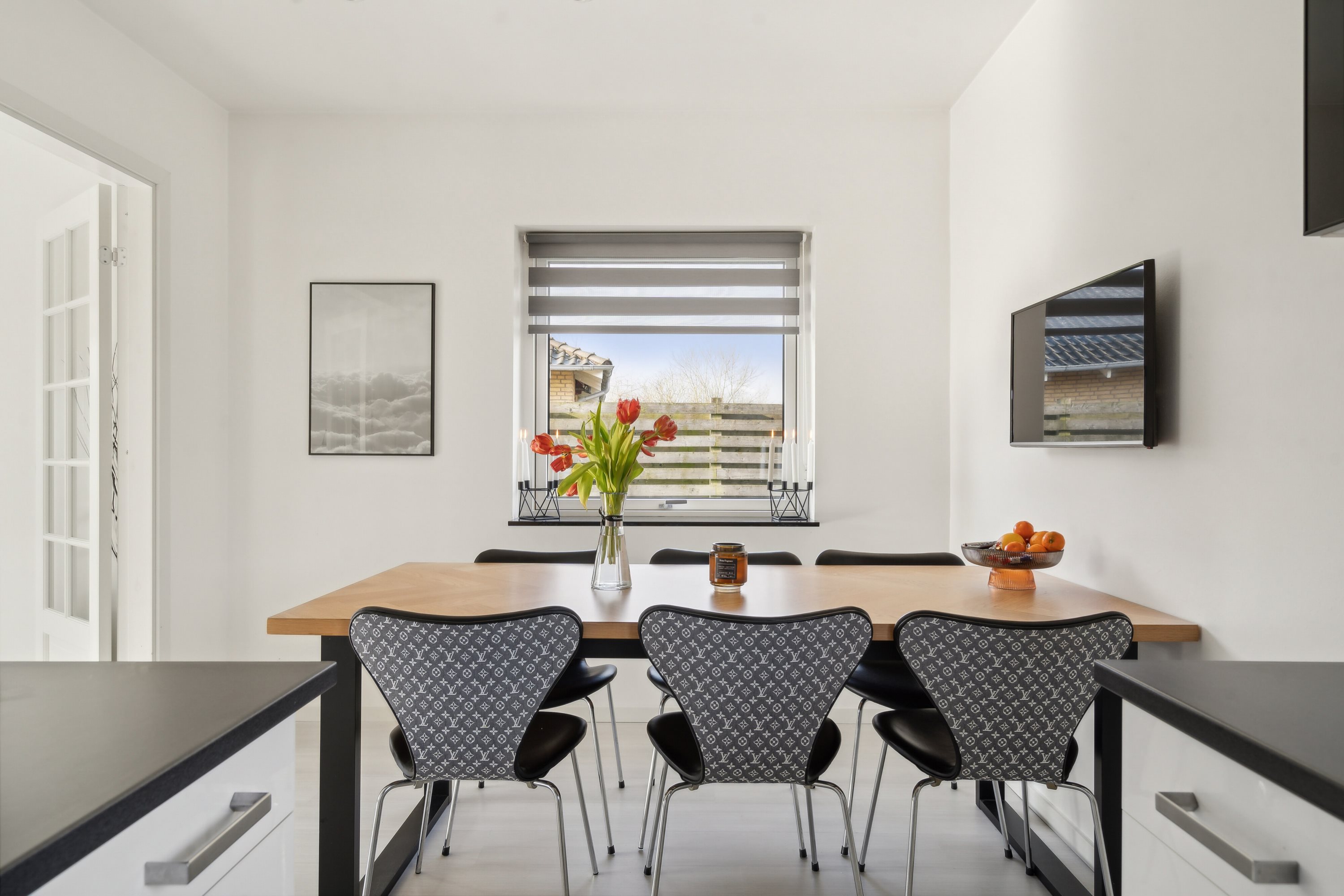 Fremhævet spisestue billede i fuldskærmstilstand. Billede af Borsvinget 30, Bullerup, 5320 Agedrup