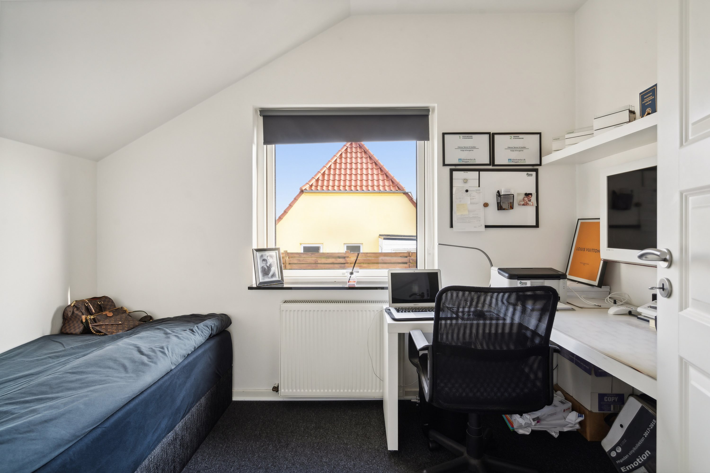 Fremhævet soveværelse billede i fuldskærmstilstand. Billede af Borsvinget 30, Bullerup, 5320 Agedrup