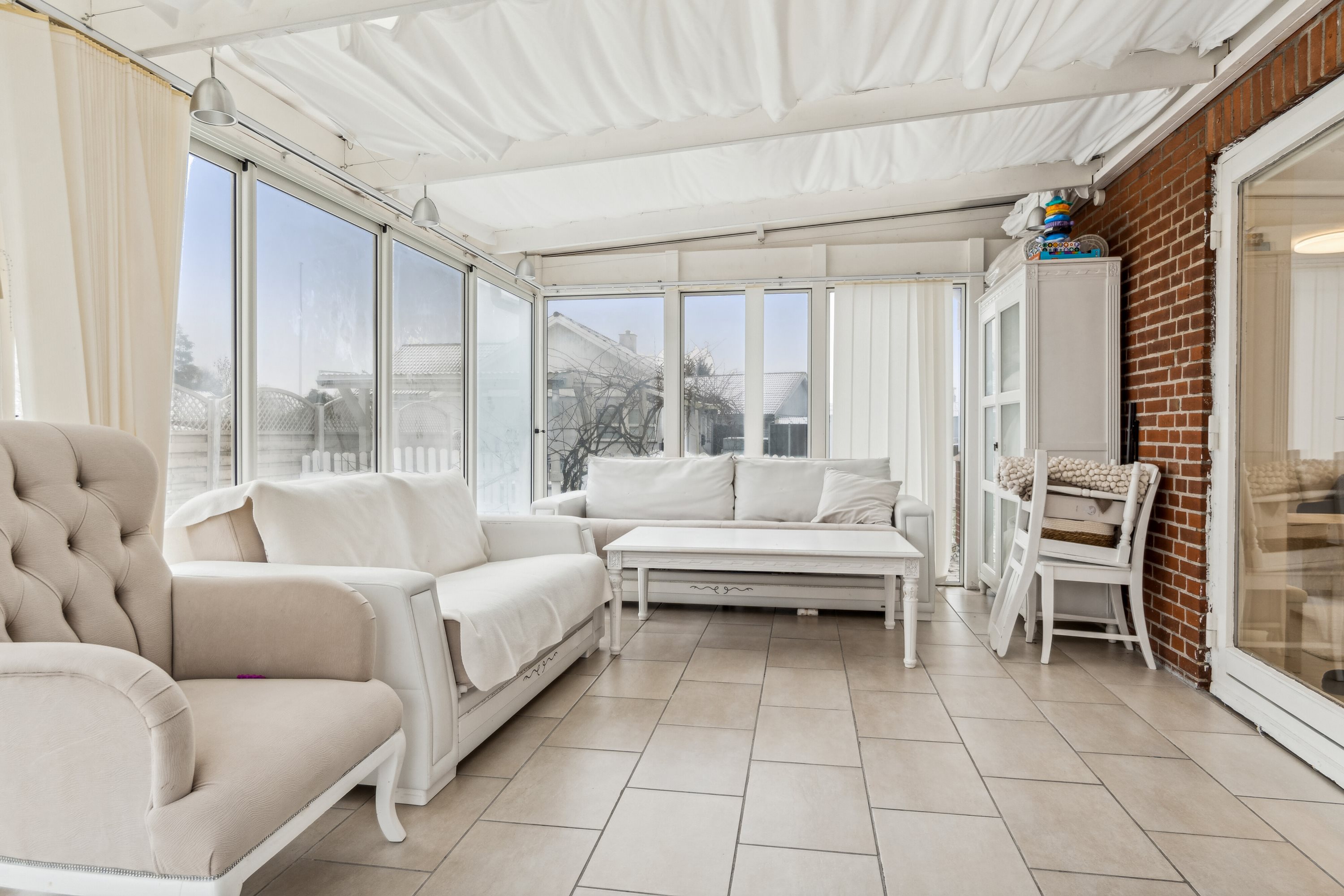 Fremhævet stue billede i fuldskærmstilstand. Billede af Vestager 17, 2605 Brøndby