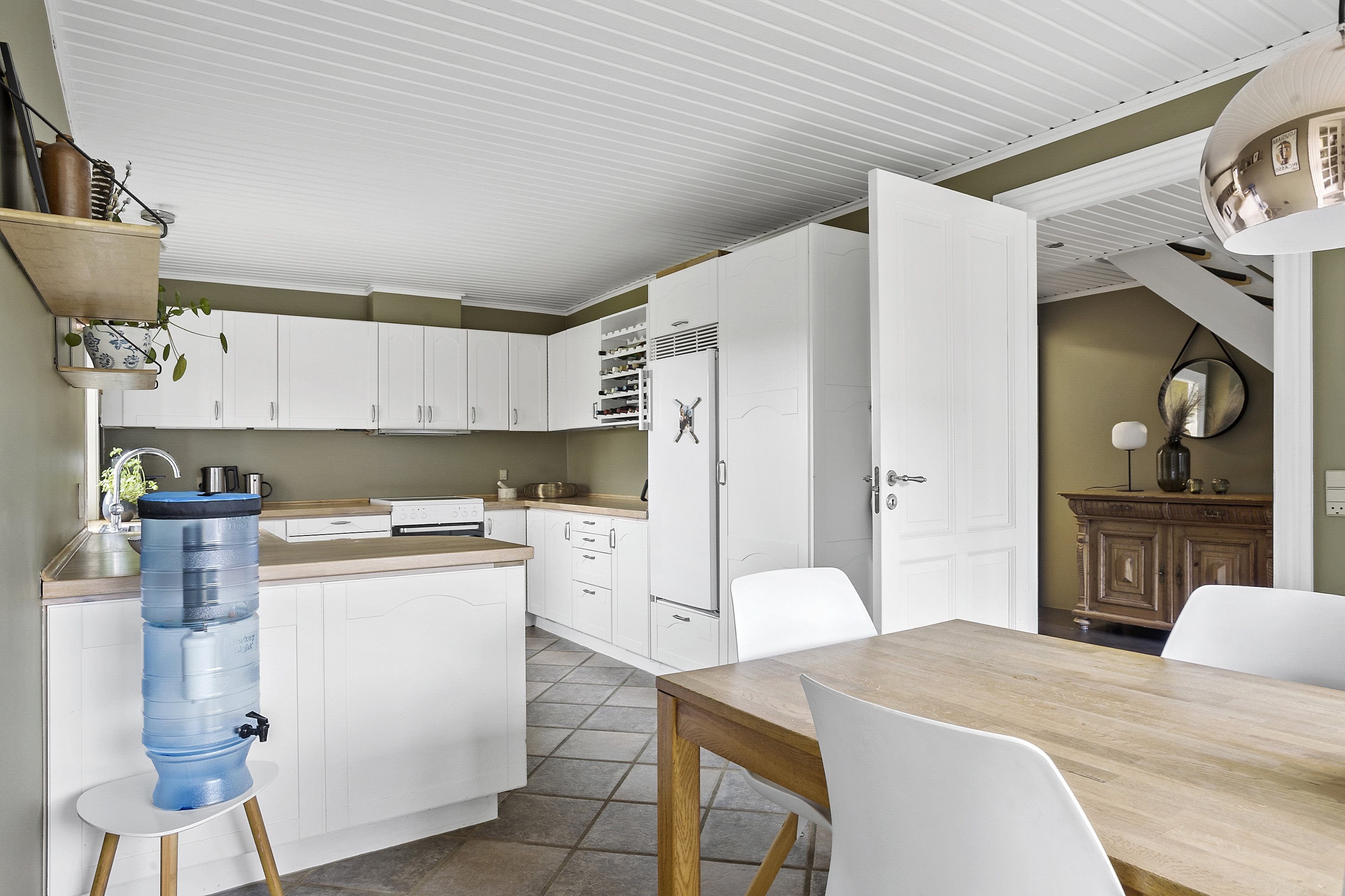 Fremhævet køkken billede i fuldskærmstilstand. Billede af Surhavevej 10, Gjerndrup, 6650 Brørup