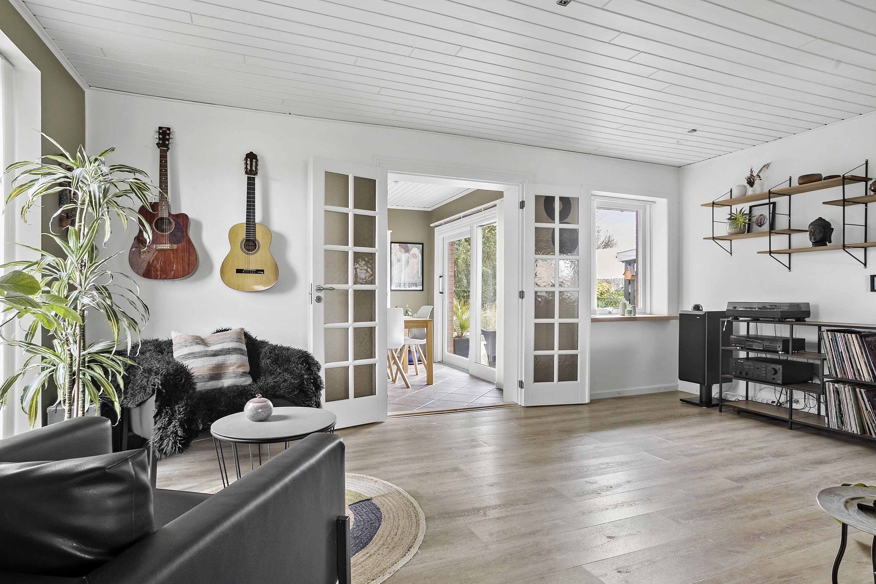 Fremhævet stue billede i fuldskærmstilstand. Billede af Surhavevej 10, Gjerndrup, 6650 Brørup