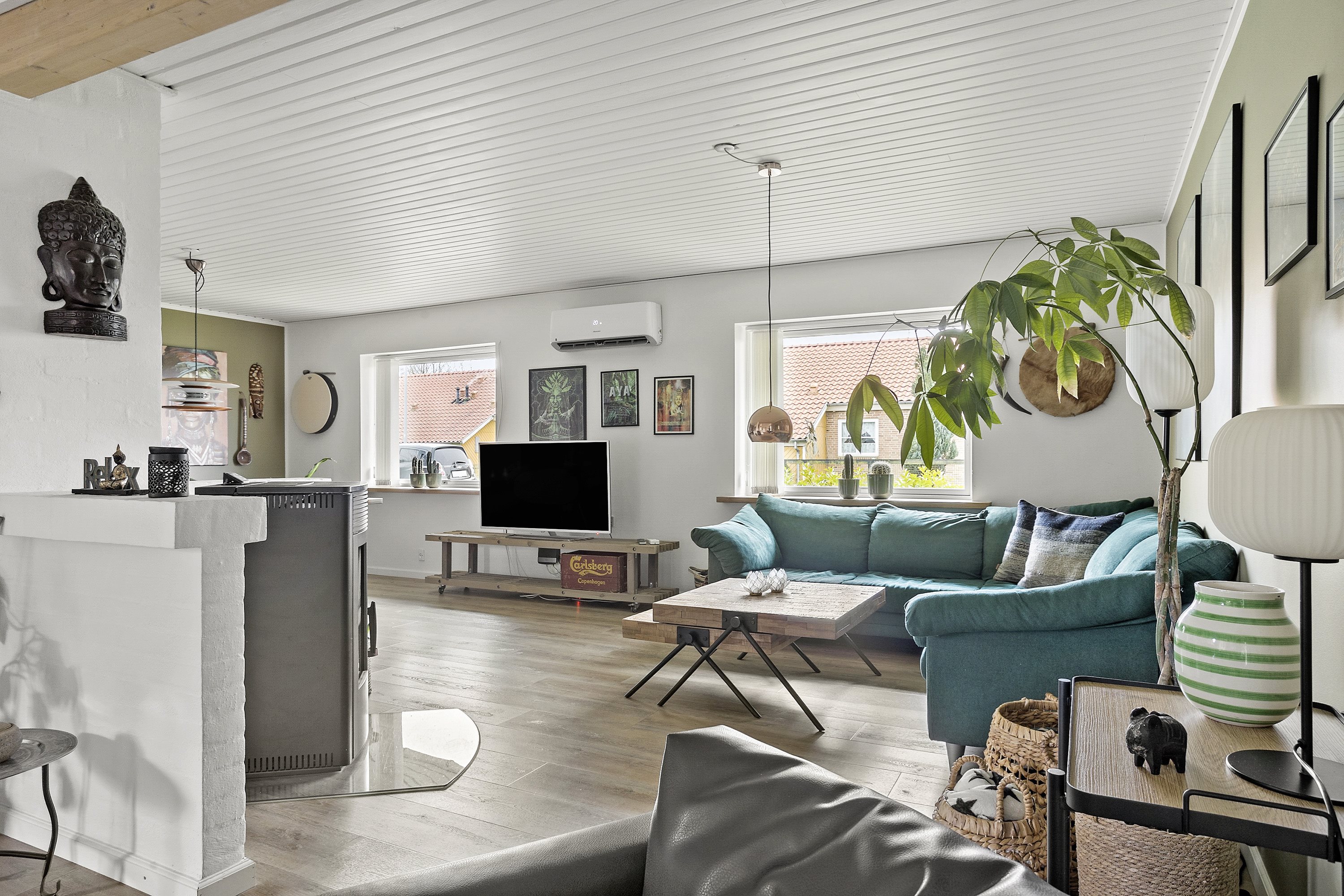 Fremhævet stue billede i fuldskærmstilstand. Billede af Surhavevej 10, Gjerndrup, 6650 Brørup