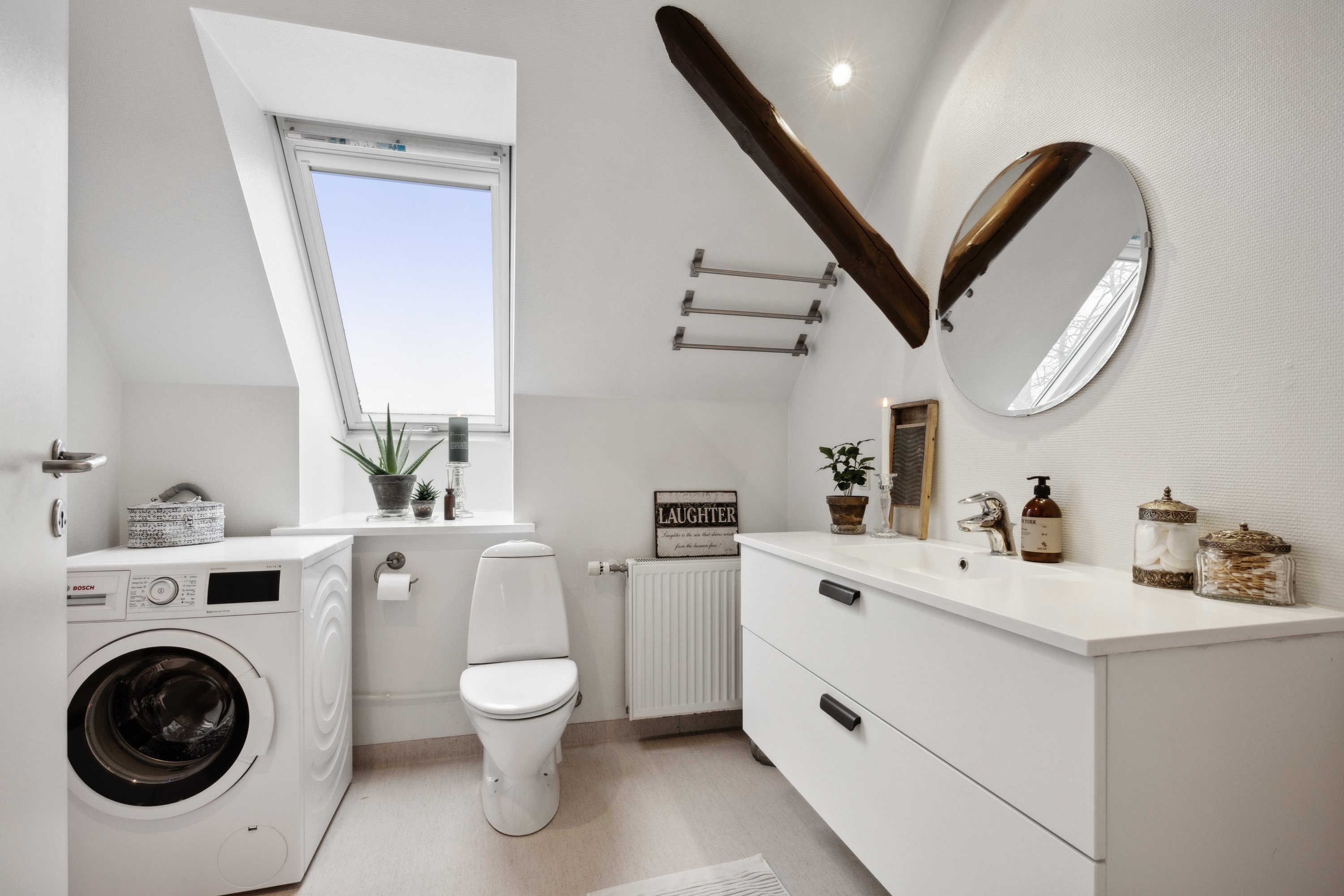 Fremhævet badeværelse billede i fuldskærmstilstand. Billede af Dyndetvej 9, 4140 Borup