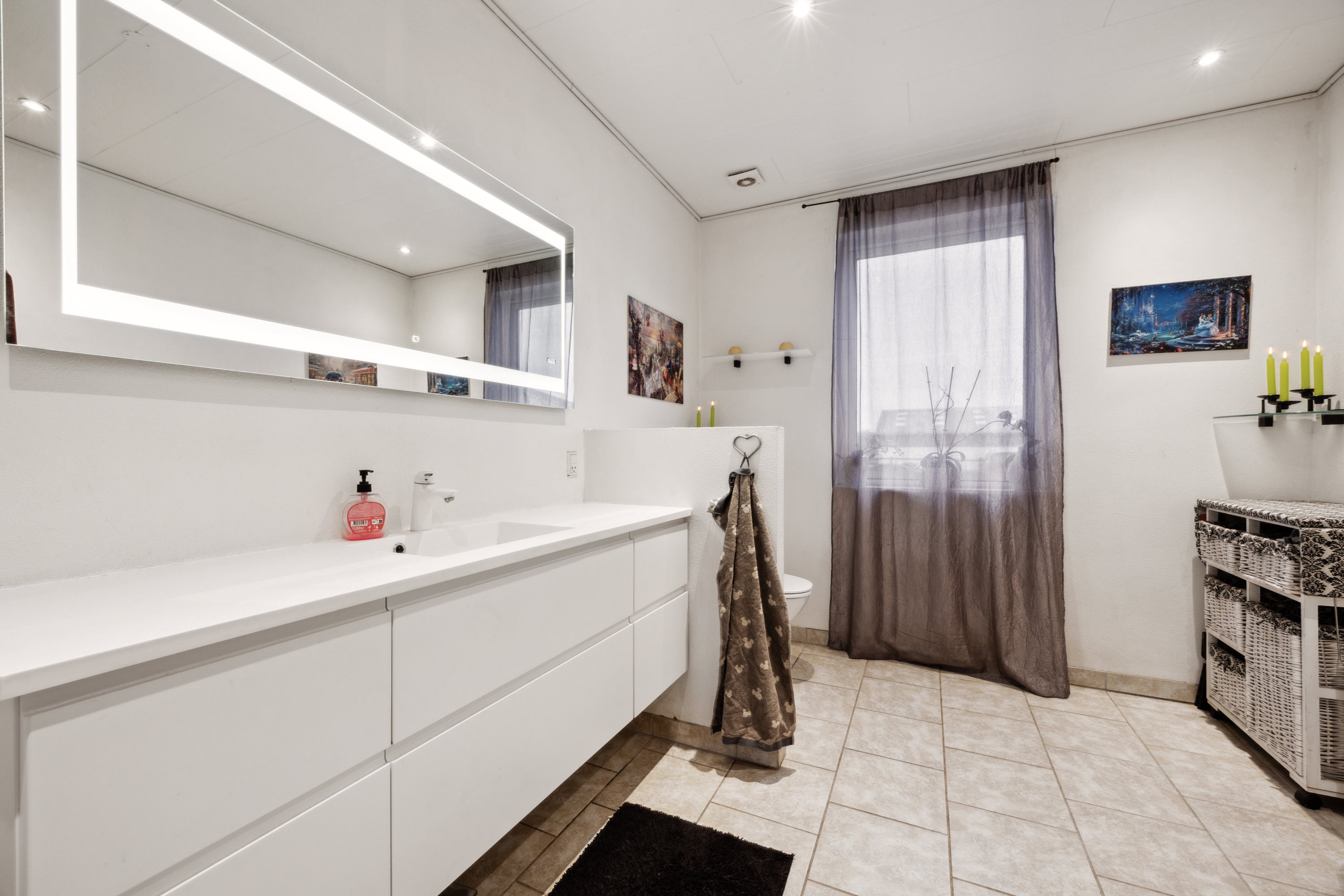 Fremhævet badeværelse billede i fuldskærmstilstand. Billede af Dyndetvej 9, 4140 Borup