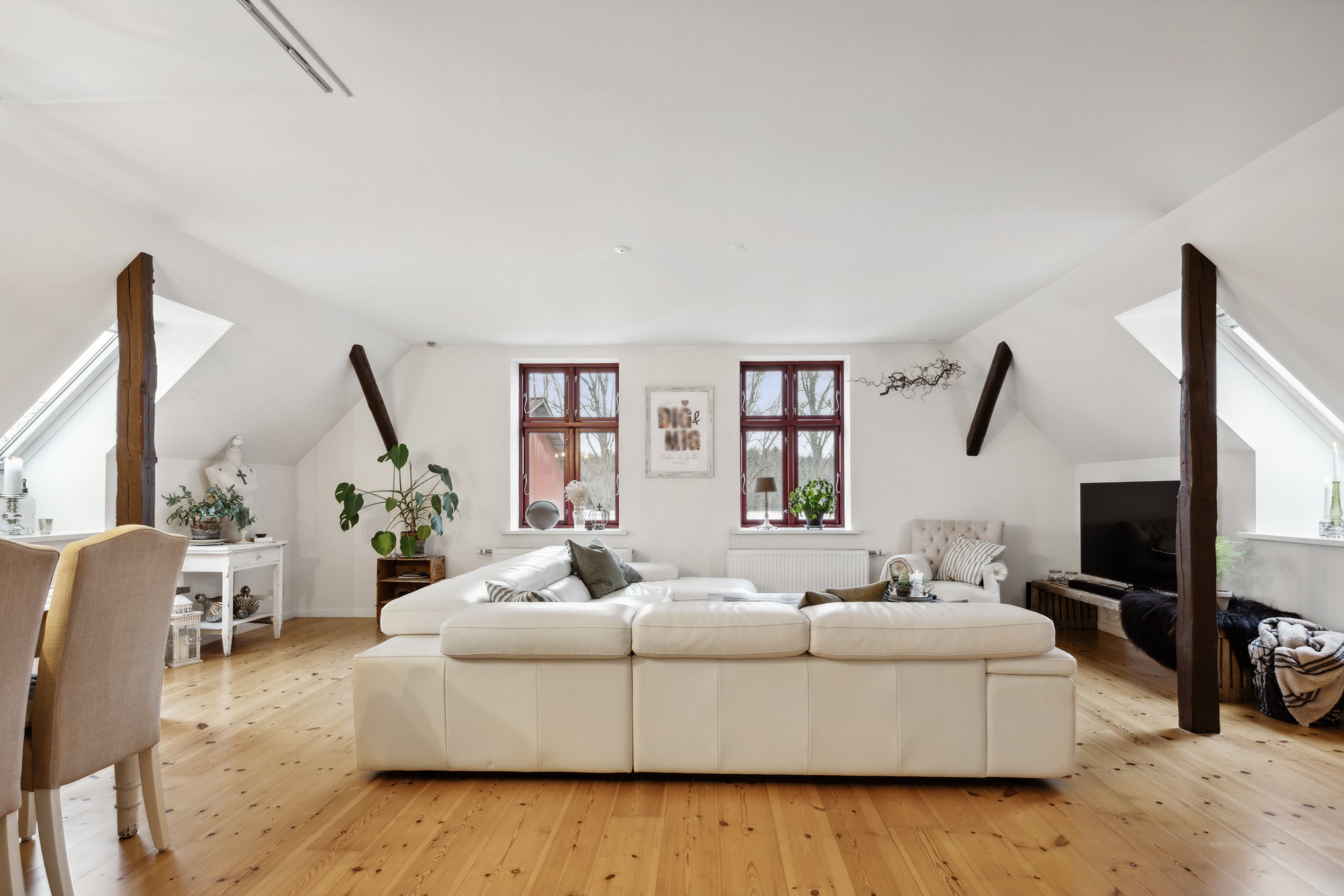 Fremhævet stue billede i fuldskærmstilstand. Billede af Dyndetvej 9, 4140 Borup