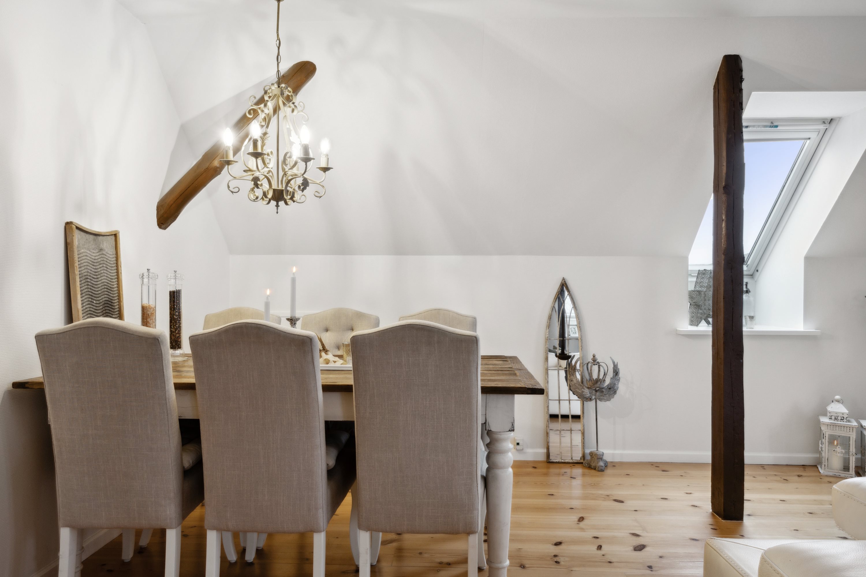 Fremhævet stue billede i fuldskærmstilstand. Billede af Dyndetvej 9, 4140 Borup