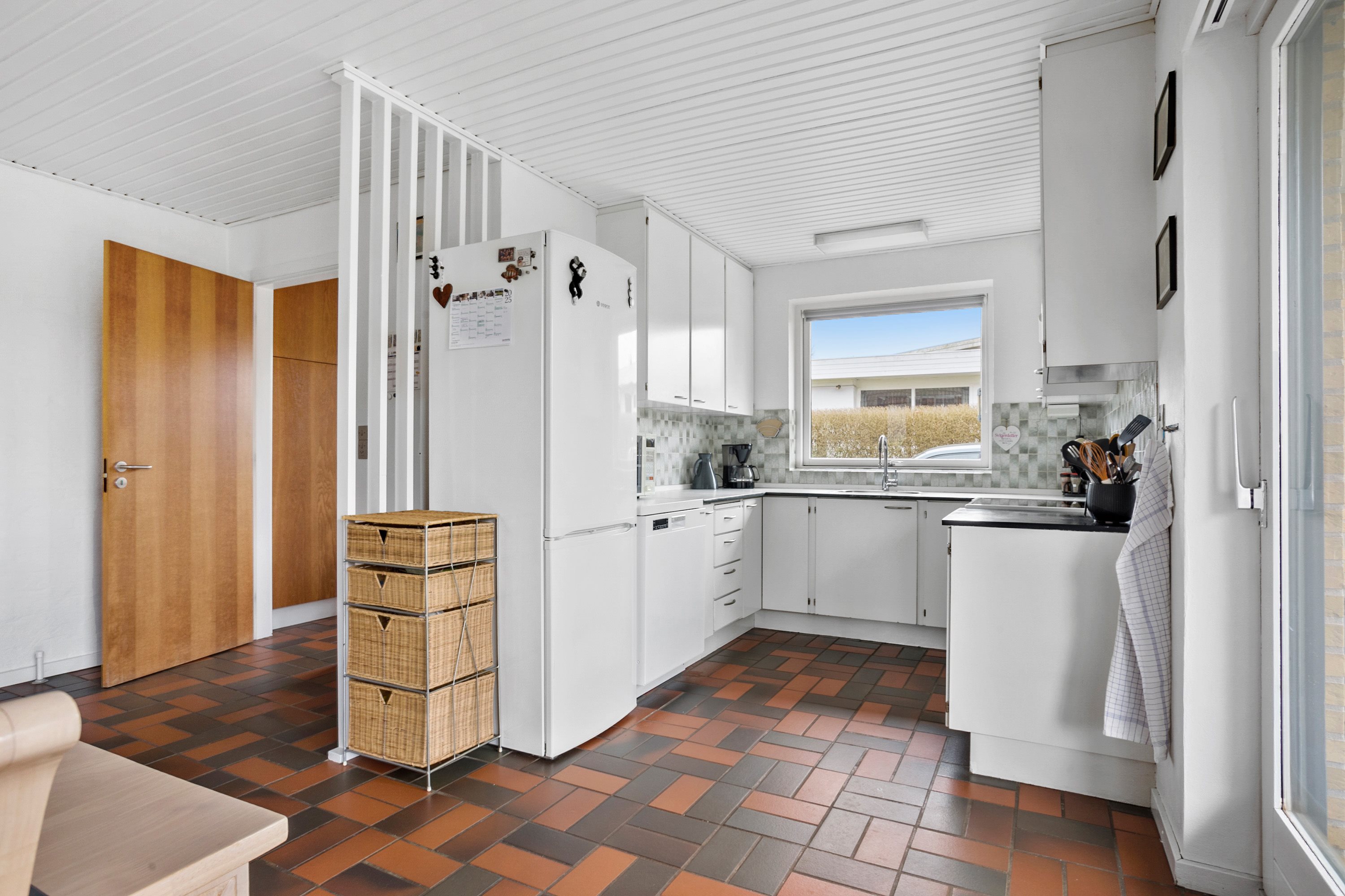 Fremhævet køkken billede i fuldskærmstilstand. Billede af Bækkevej 12, 6621 Gesten