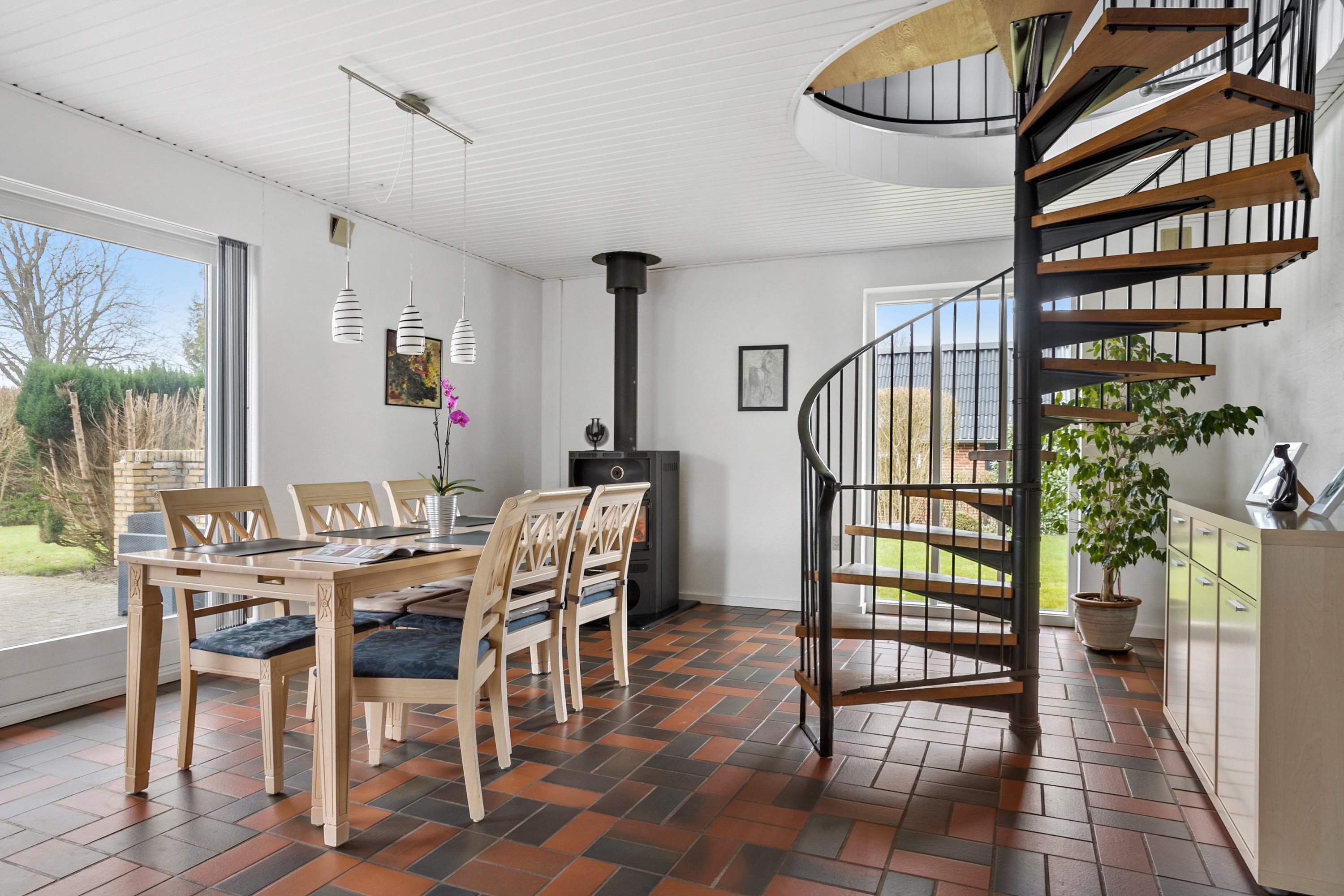 Fremhævet spisekøkken billede i fuldskærmstilstand. Billede af Bækkevej 12, 6621 Gesten