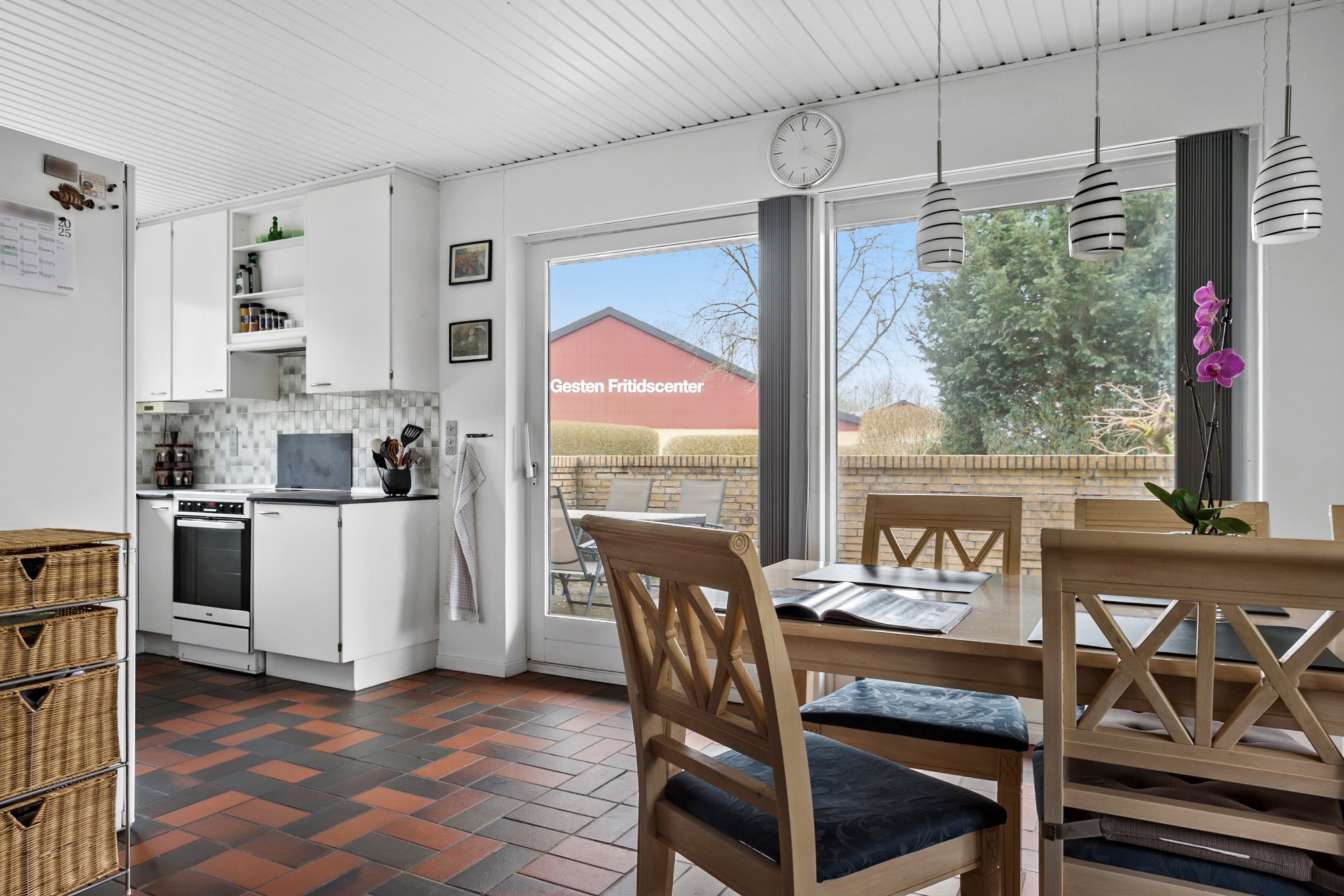 Fremhævet spisestue billede i fuldskærmstilstand. Billede af Bækkevej 12, 6621 Gesten