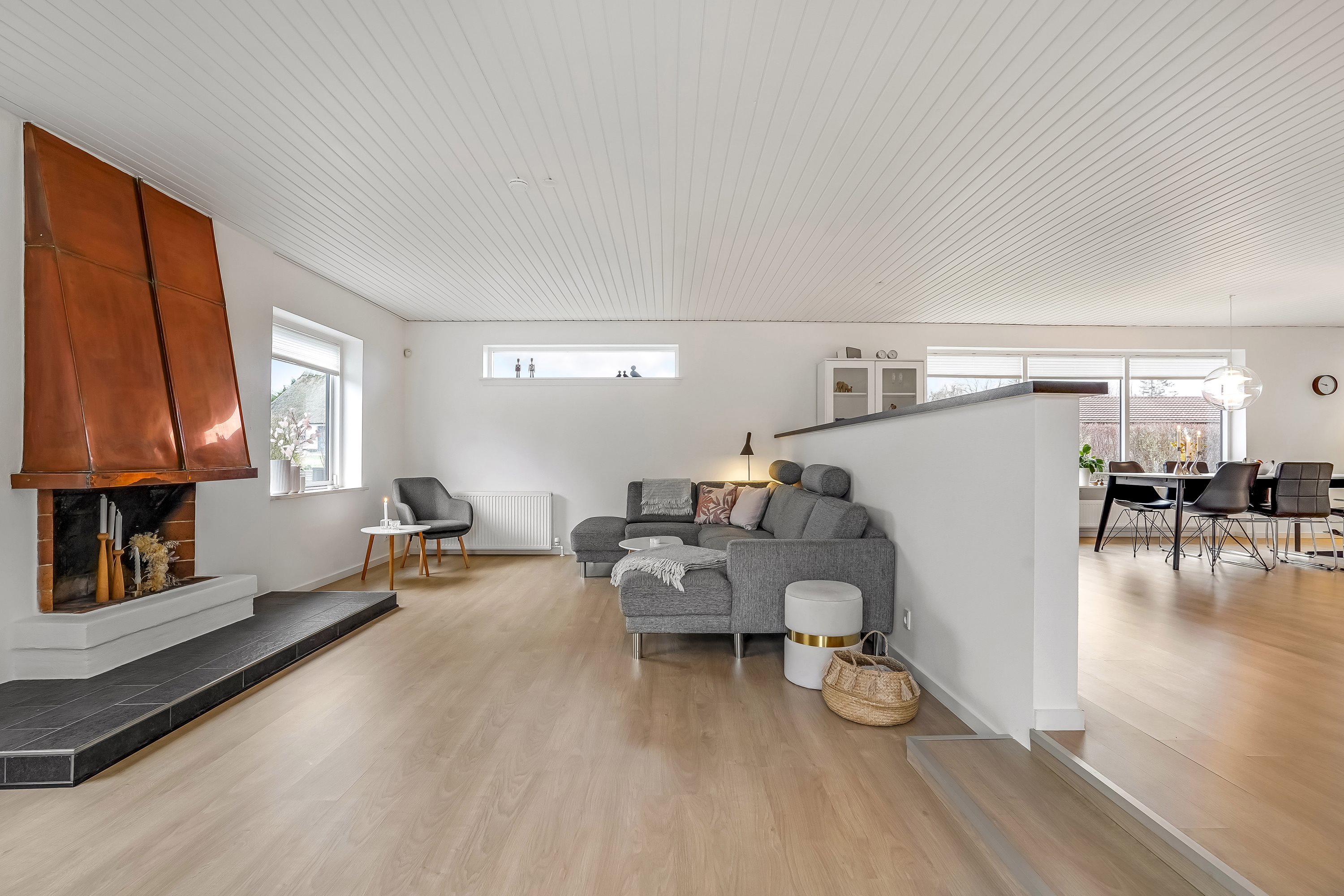 Fremhævet stue billede i fuldskærmstilstand. Billede af Nygade 30, 5592 Ejby