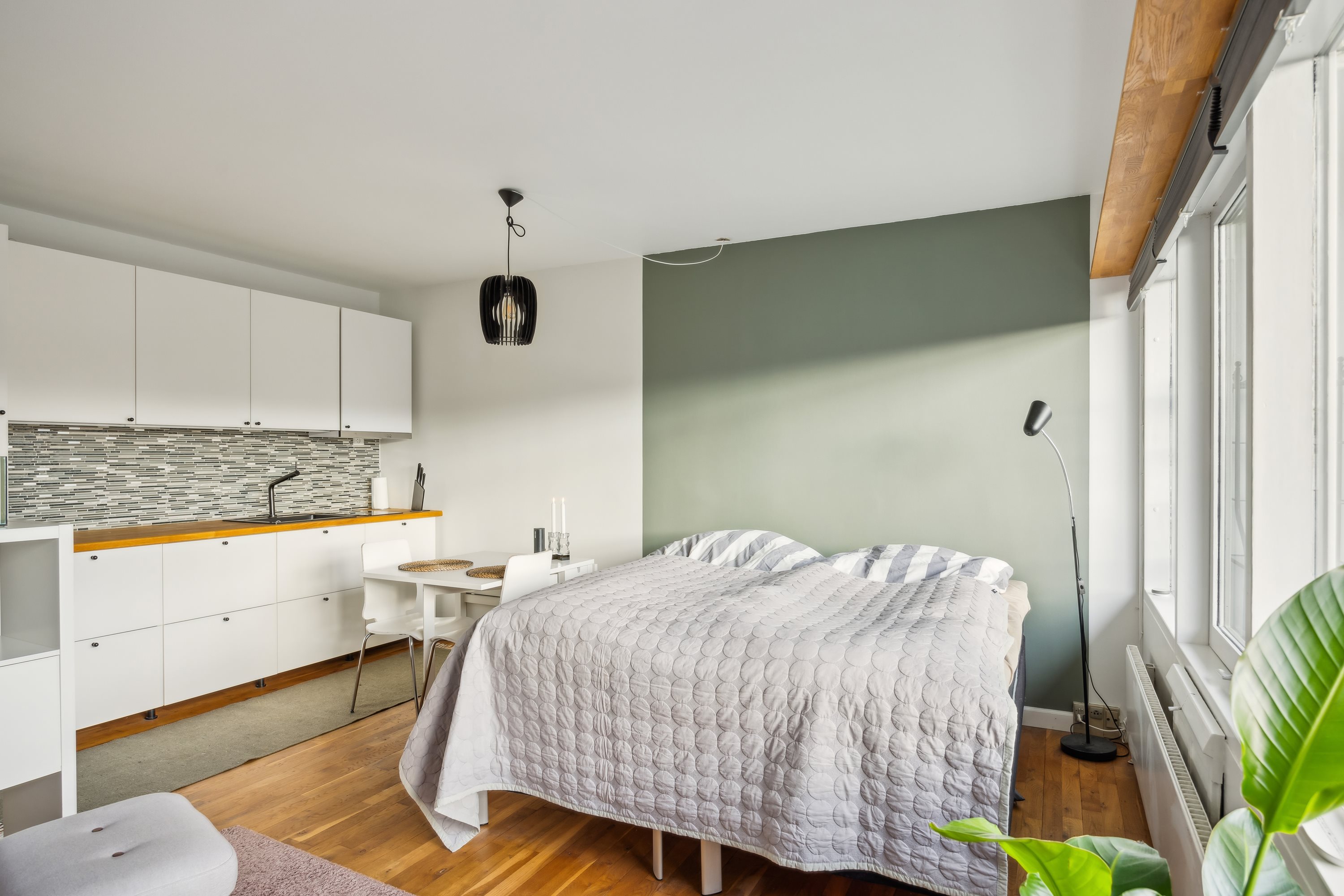 Fremhævet stue billede i fuldskærmstilstand. Billede af Gammel Kongevej 151, 4. 1., 1850 Frederiksberg C