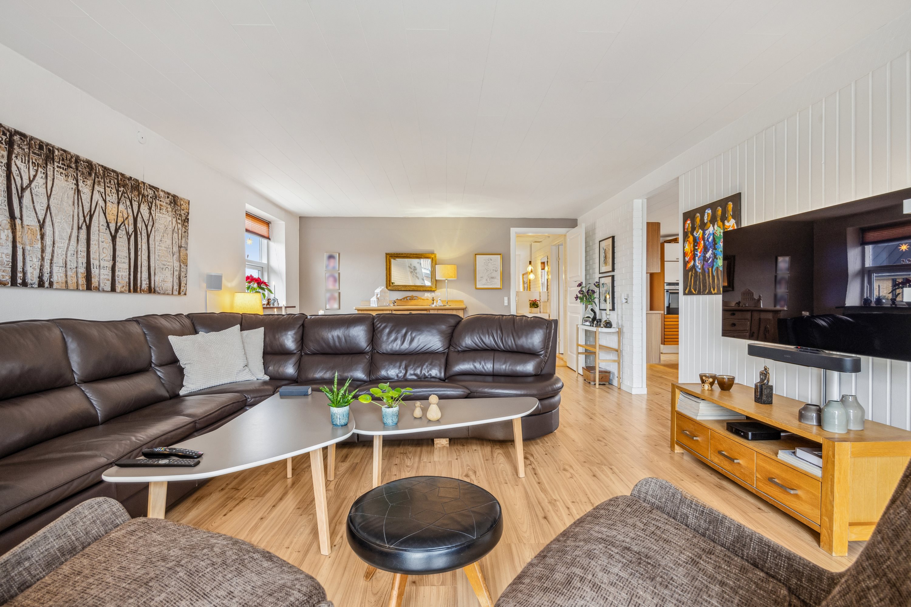 Fremhævet stue billede i fuldskærmstilstand. Billede af Tranekær 48, Vester Hassing, 9310 Vodskov