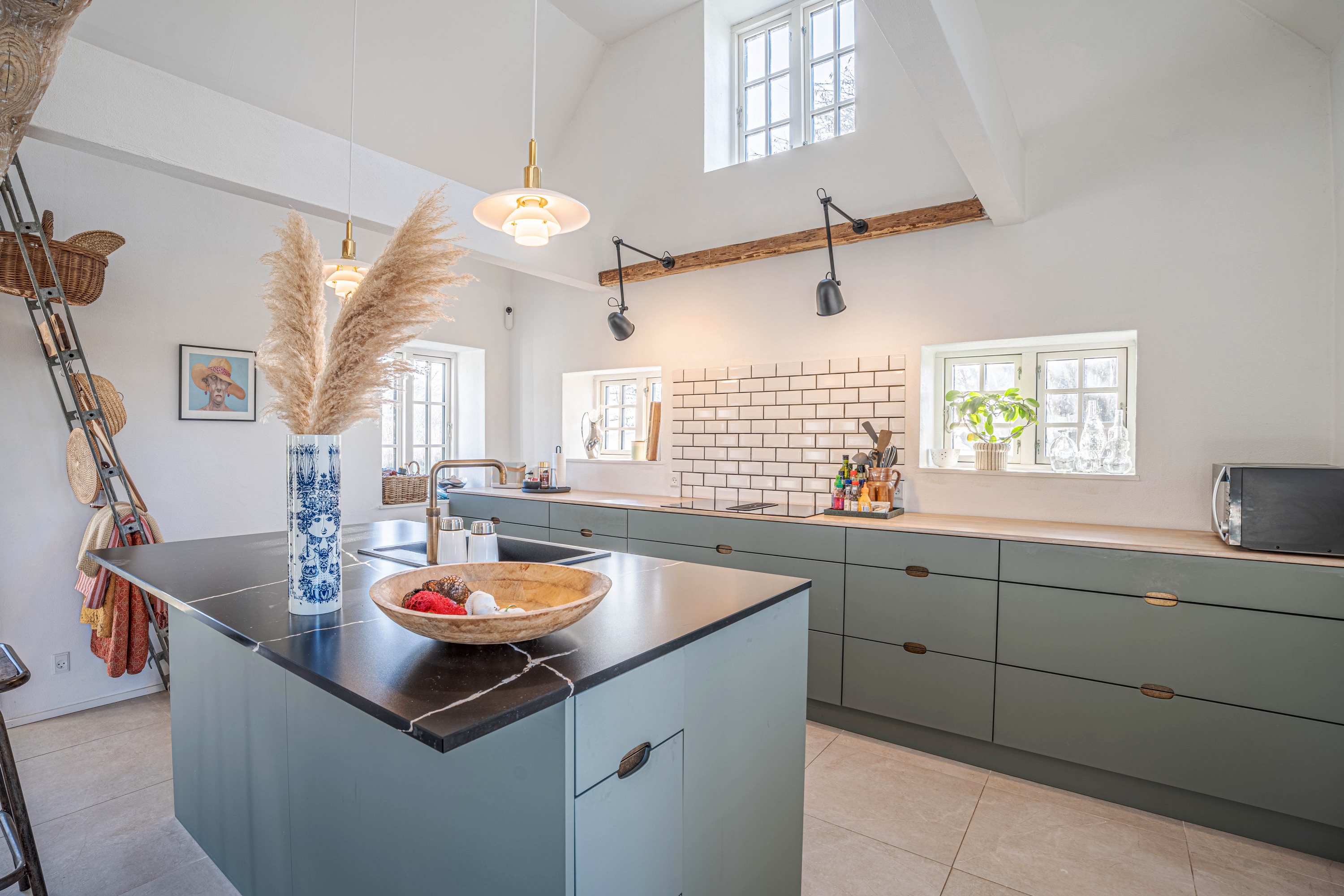 Fremhævet  billede i fuldskærmstilstand. Billede af Klinteskovsvej 6, Helnæs, 5631 Ebberup