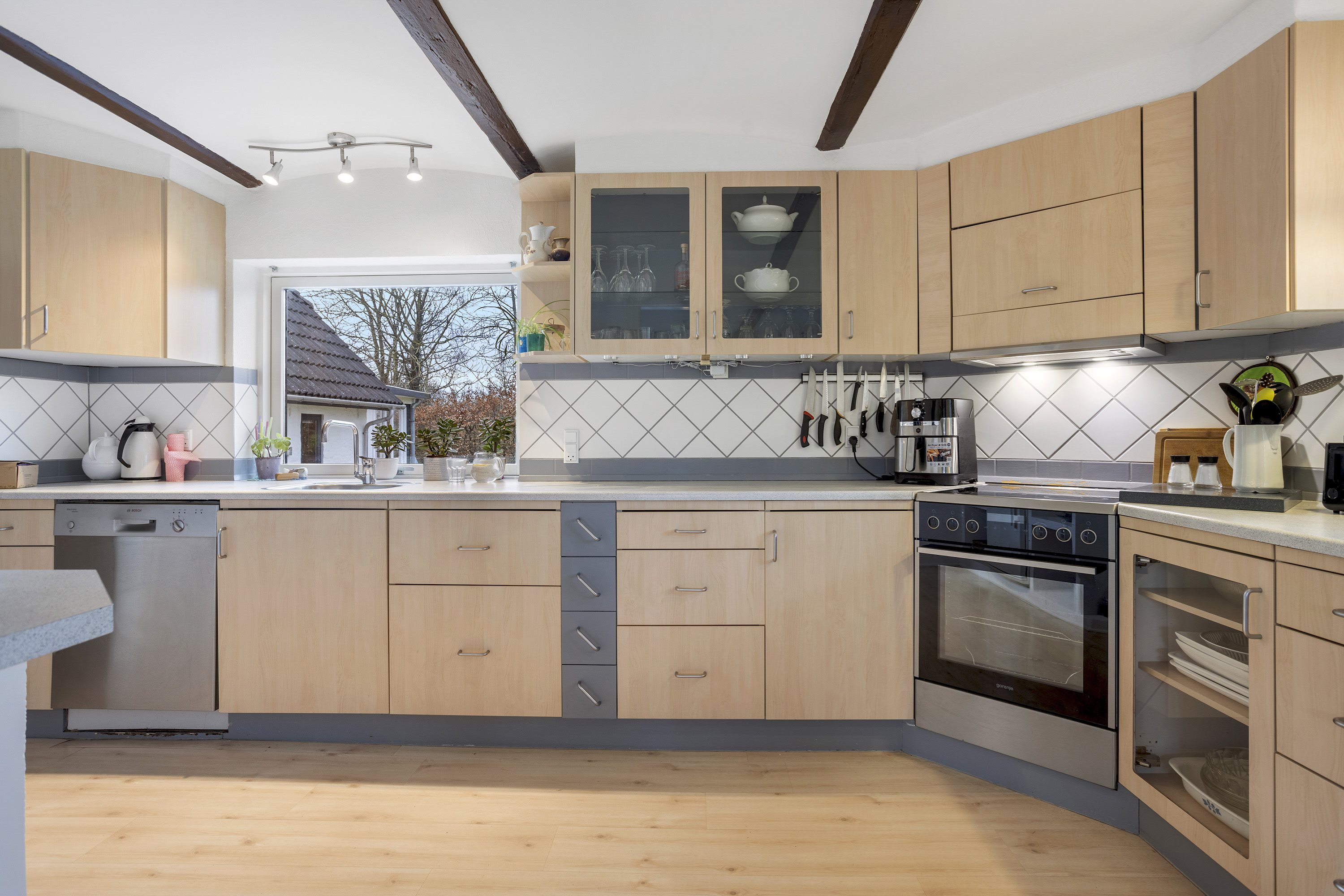 Fremhævet køkken billede i fuldskærmstilstand. Billede af Smedegårdsvej 14, Voerså, 9300 Sæby